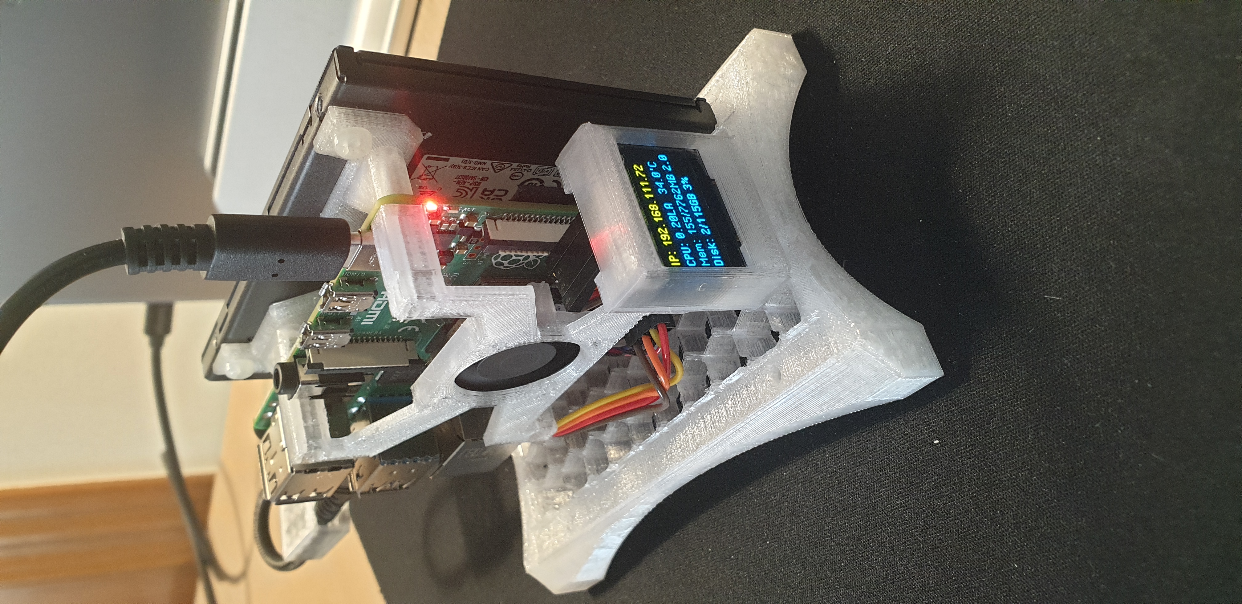 Raspberry Pi 4b SATA SSD modular frame case