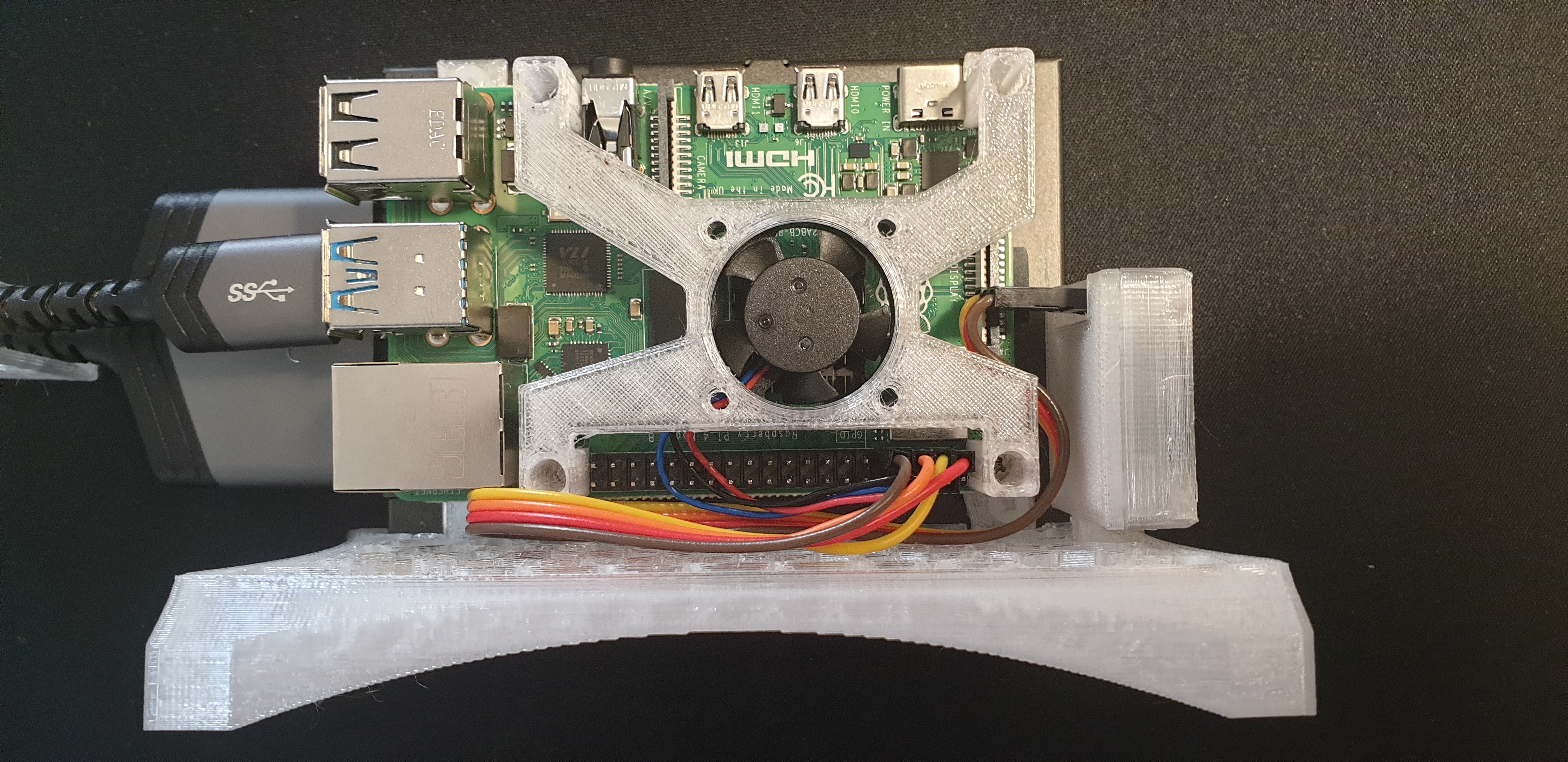 Miniatura 5 do modelo 3D Raspberry Pi 4b SATA SSD modular frame case