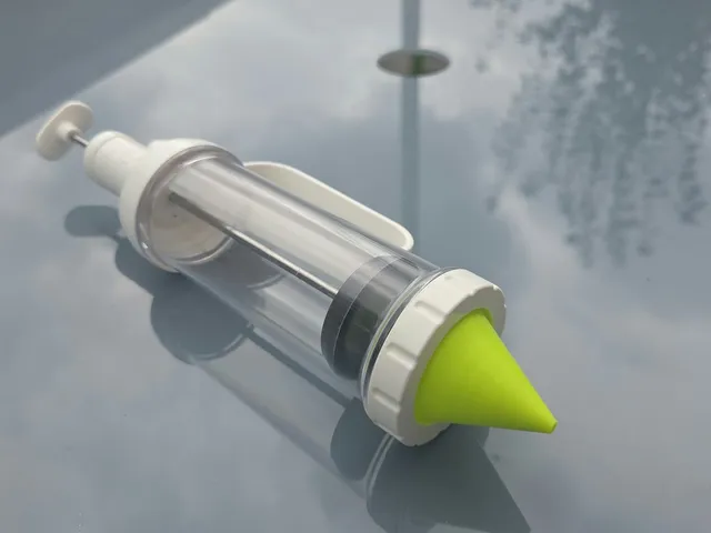 Fine Chocolate & Detail Nozzle for Dr. Oetker One-Hand Decorating Syringe (Einhand-Garnierspritze)