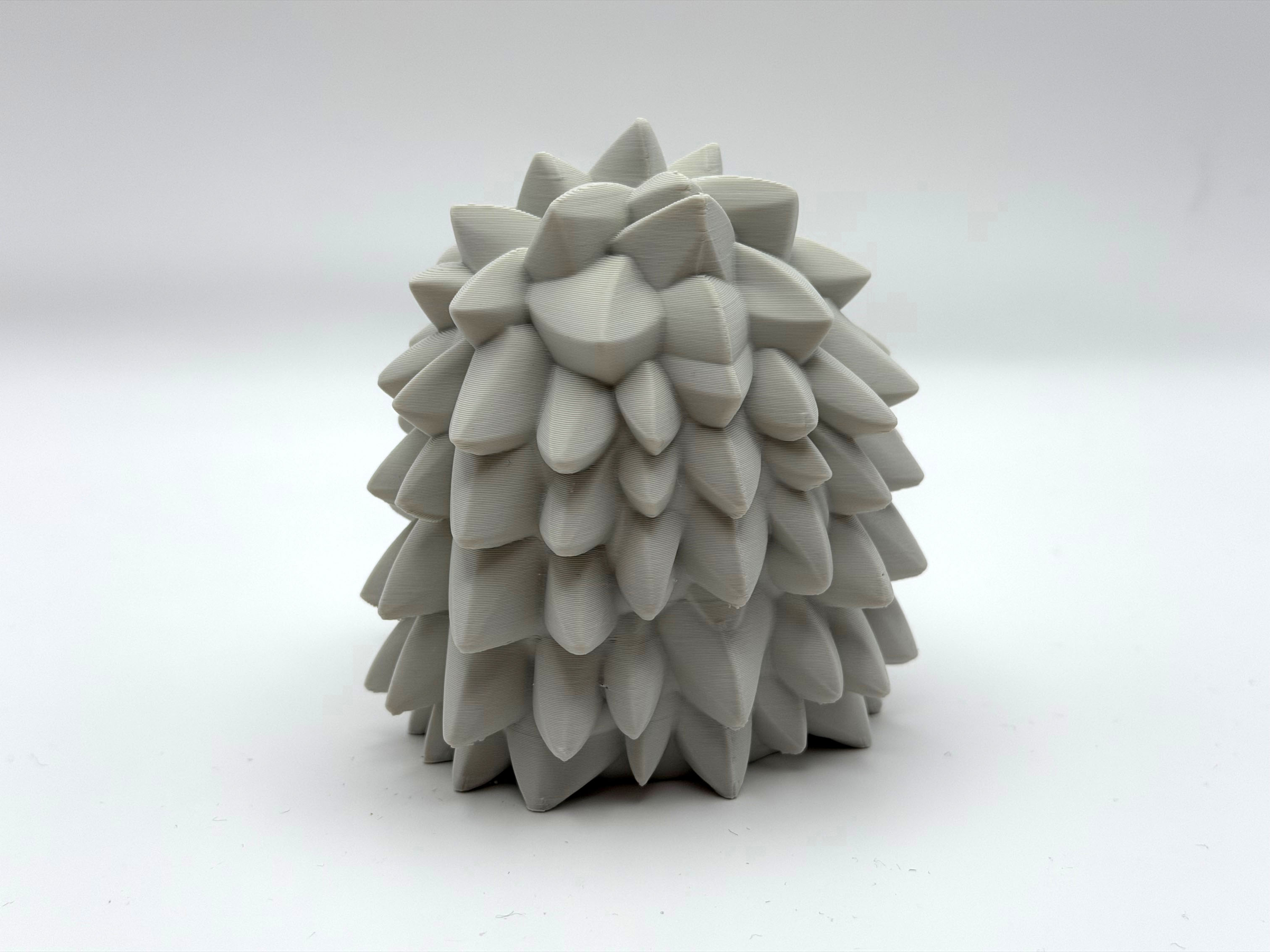 Cute Carved Hedgehog — miniatura 4