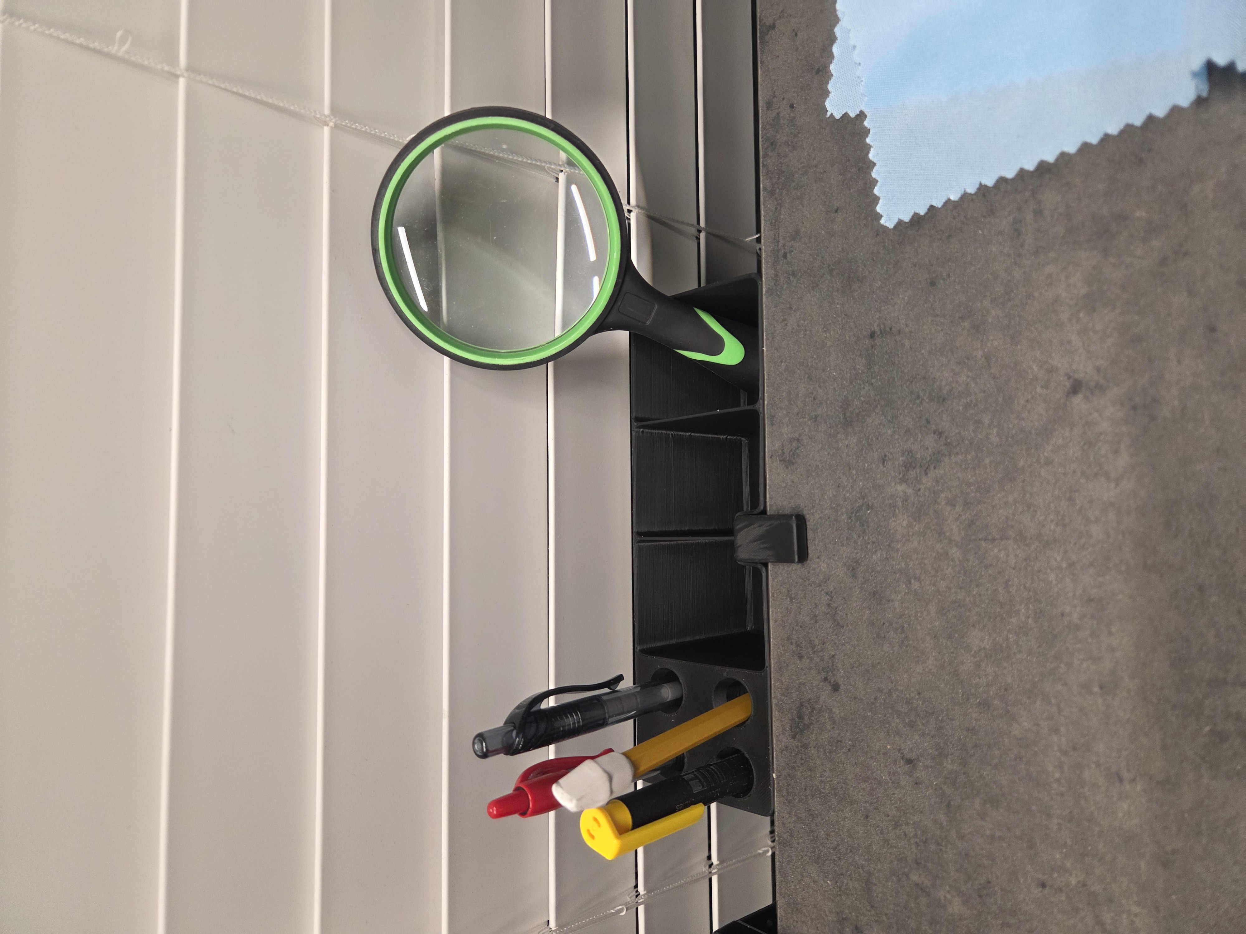 Desk Mount Pencil / Bin — miniatura 2
