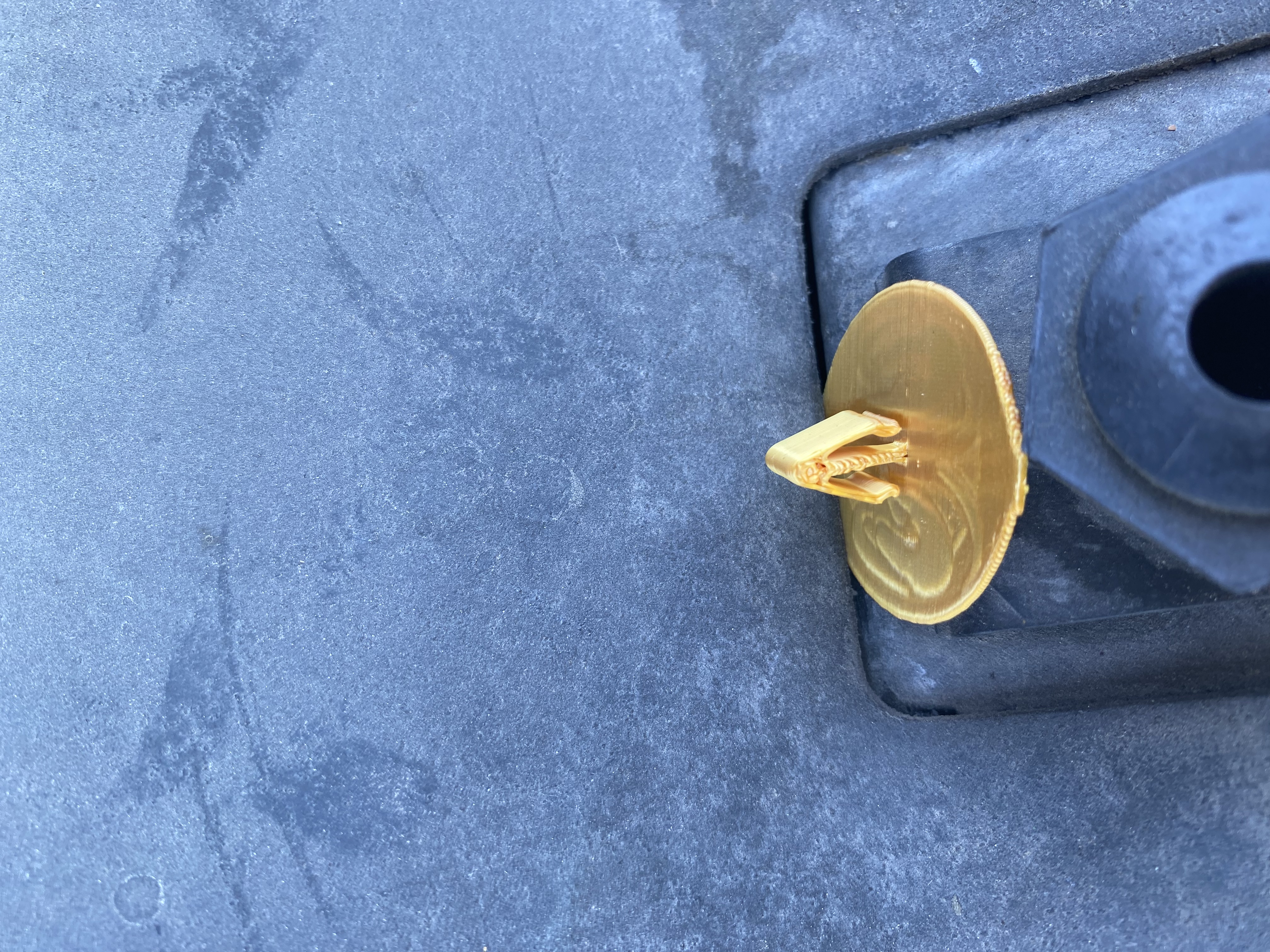 Hood Insulation Retainers Clips