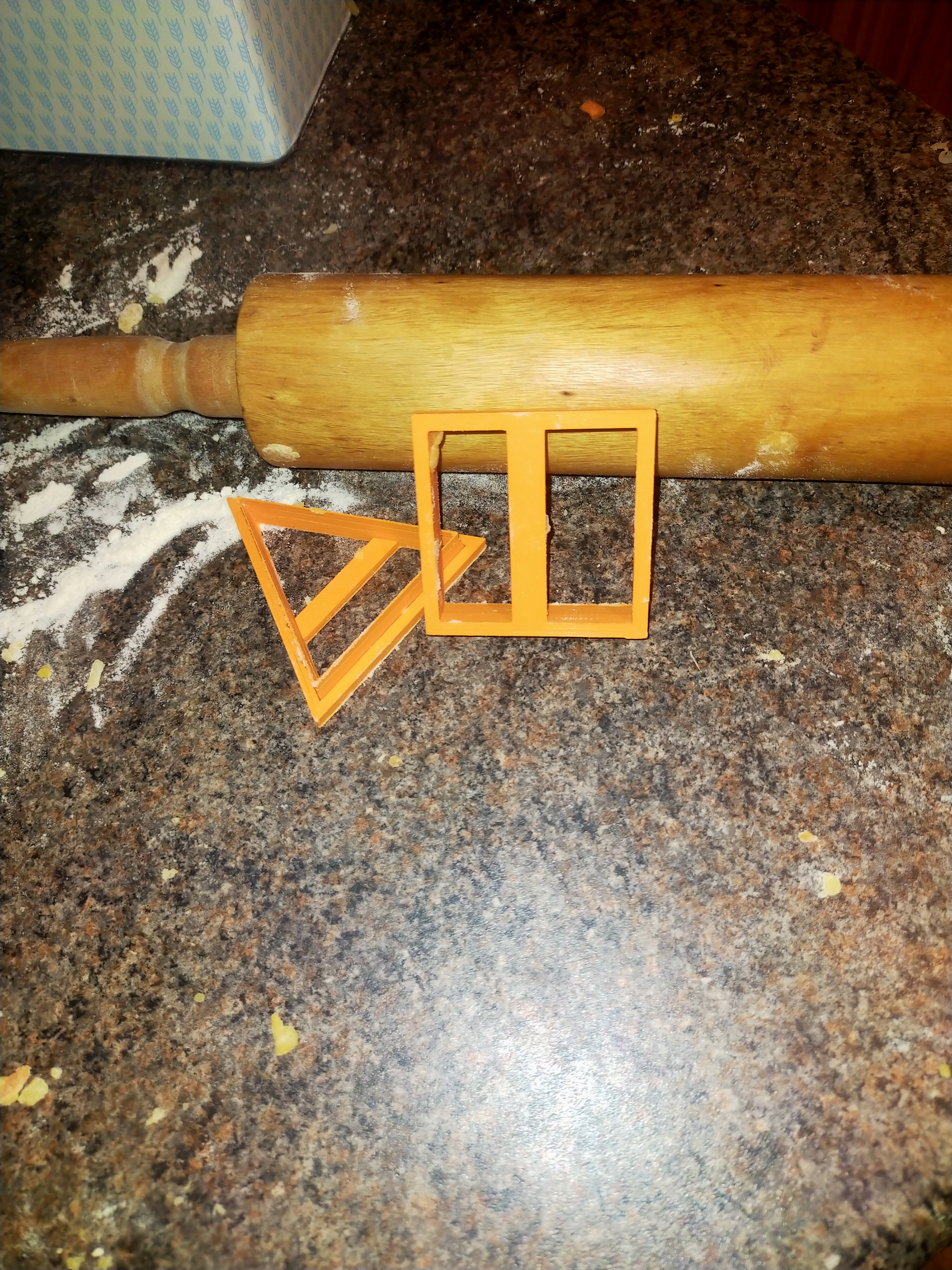 Triangle and Square Cookiecutters
