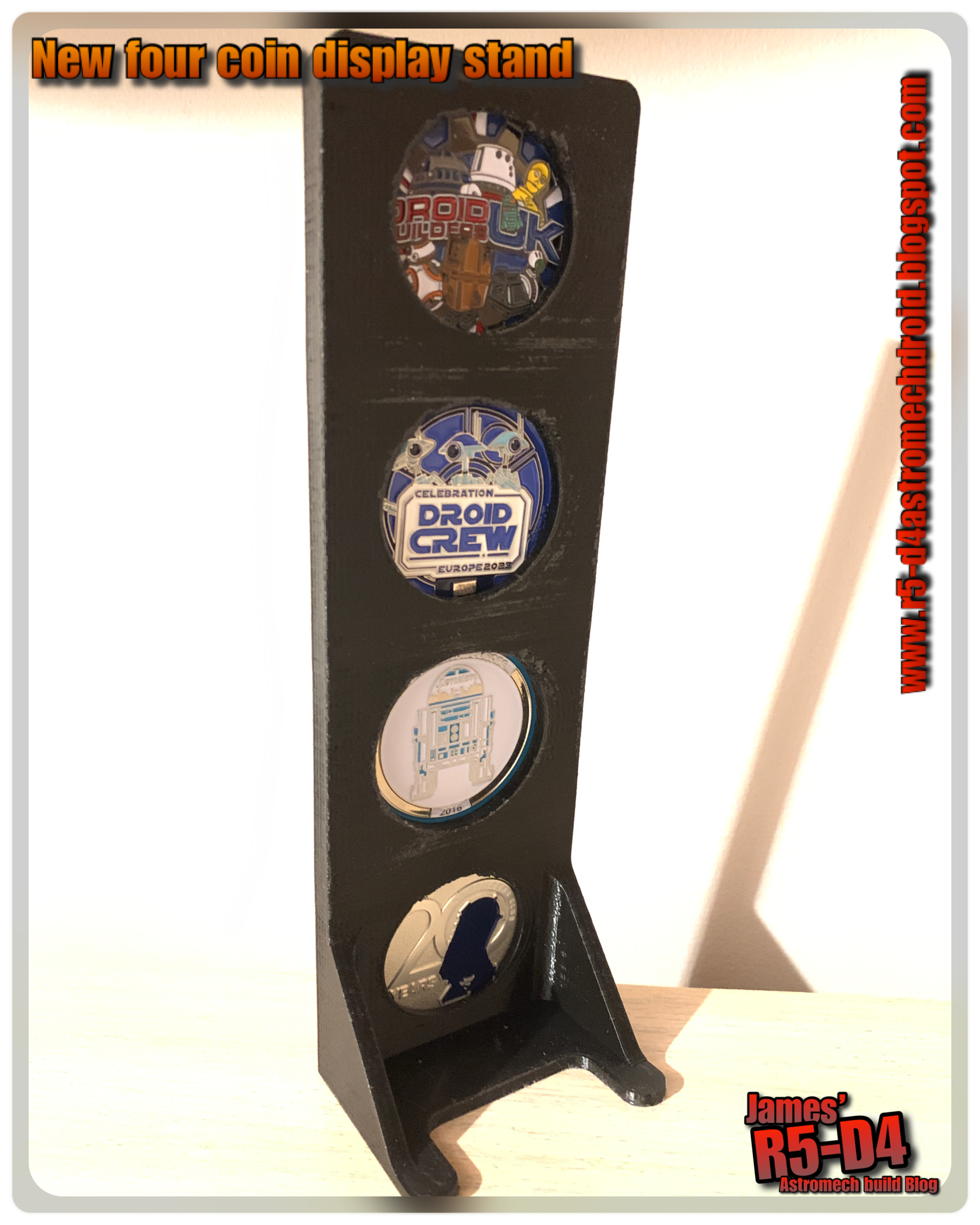 Miniatura 2 do modelo 3D 4 Coin display stand