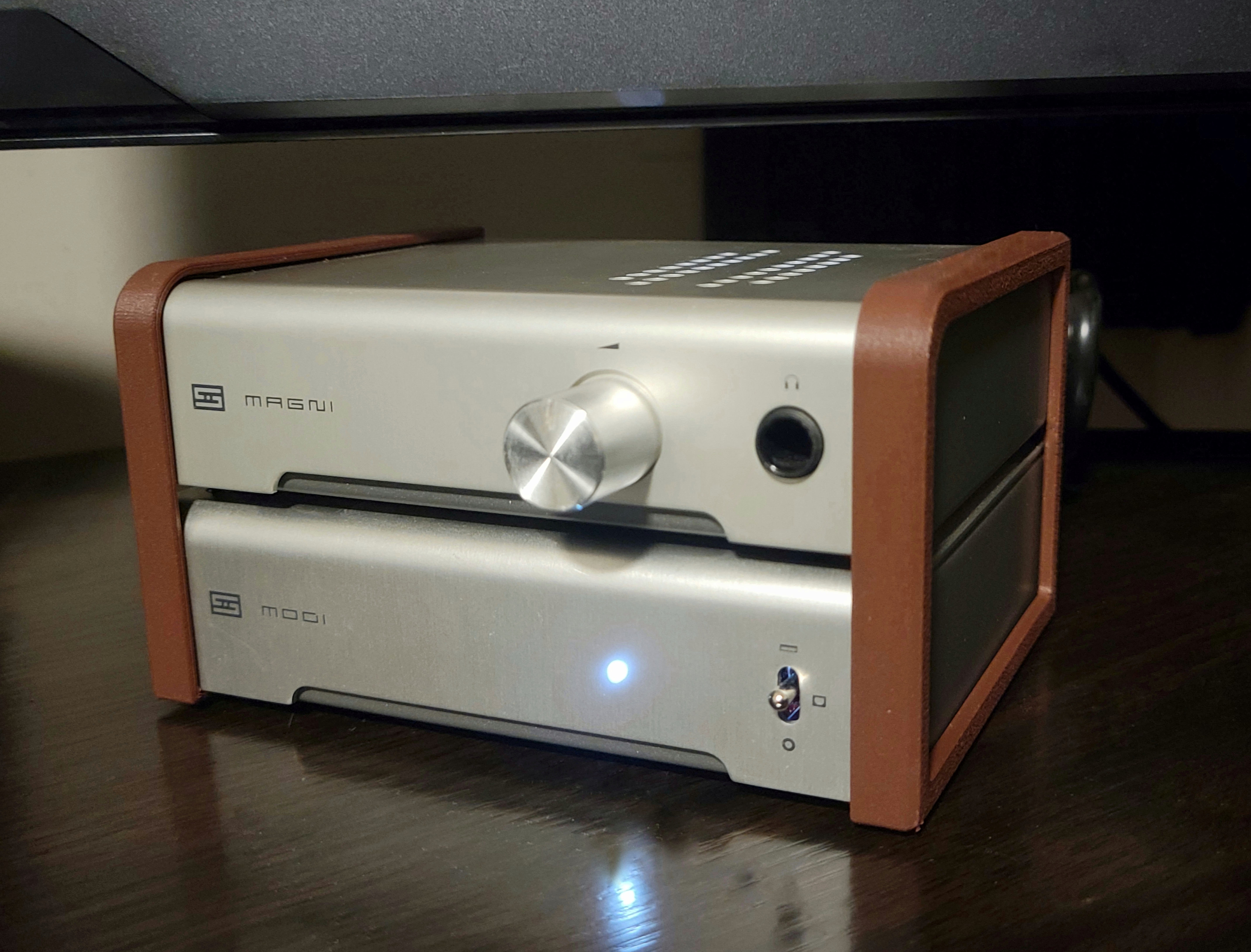 Miniatura 2 do modelo 3D Schiit Stack Holders V1 & V2