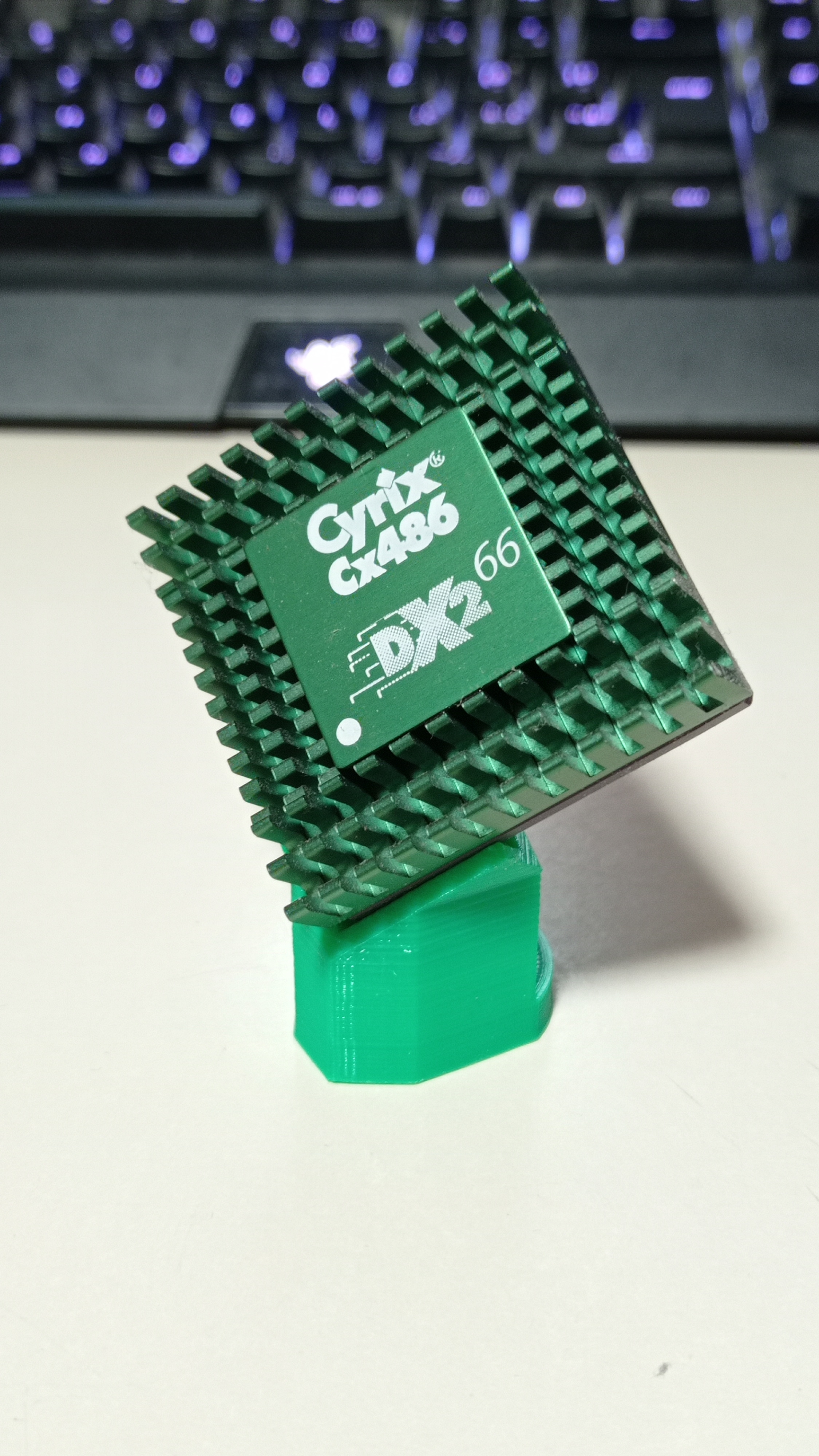 CPU display stand