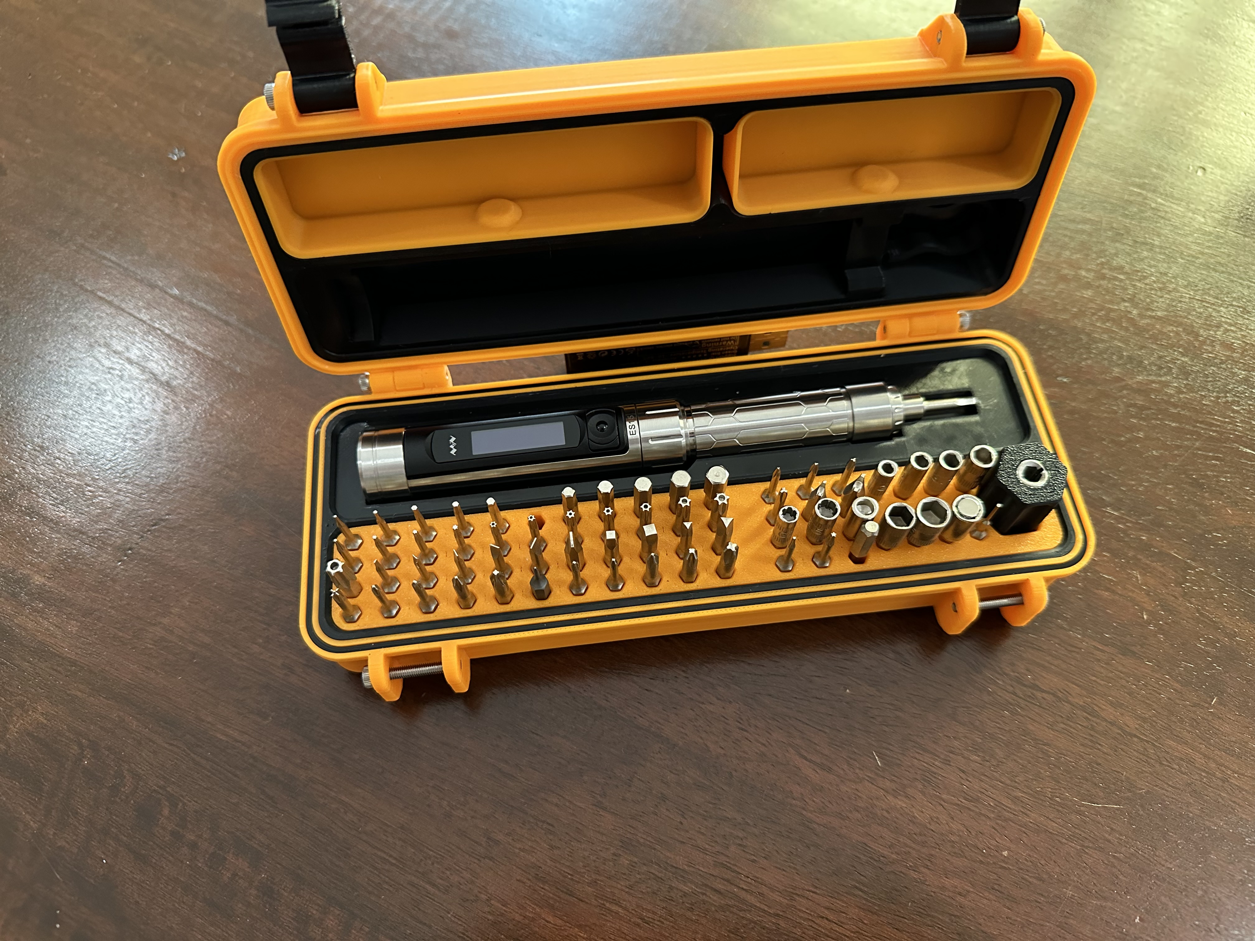 Rugged Case for ES15 + iFixit Mako Kit
