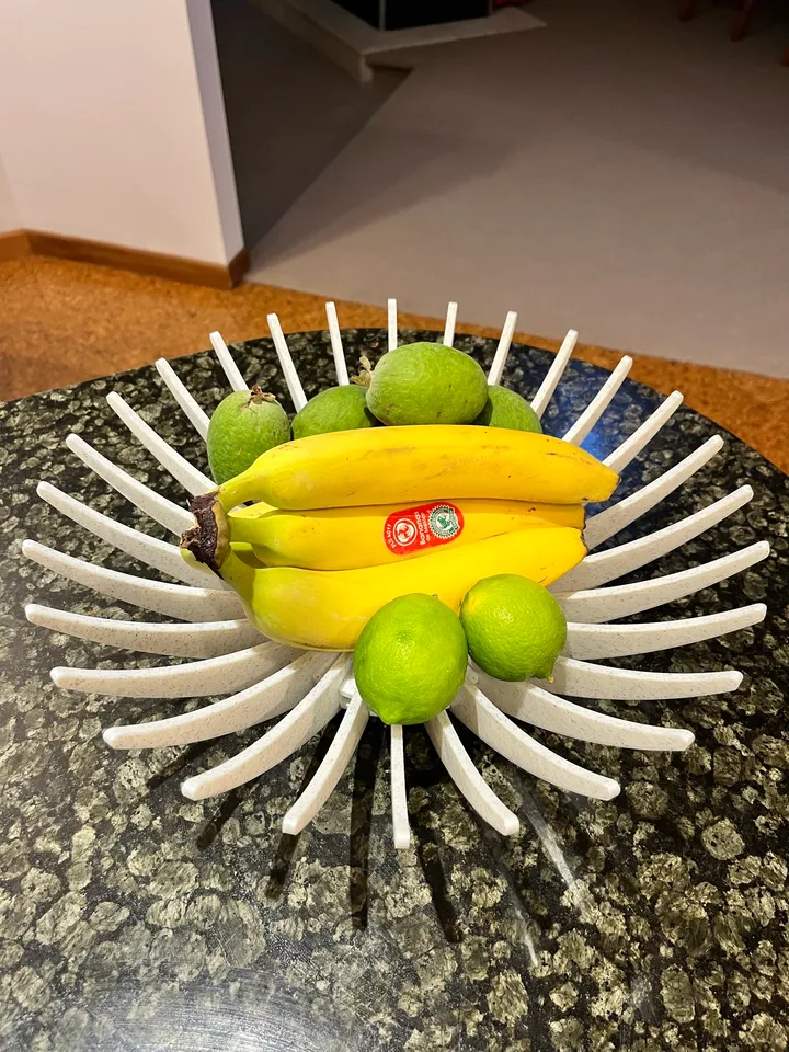 Stylish, modern Fruit Bowl by 3DJourney