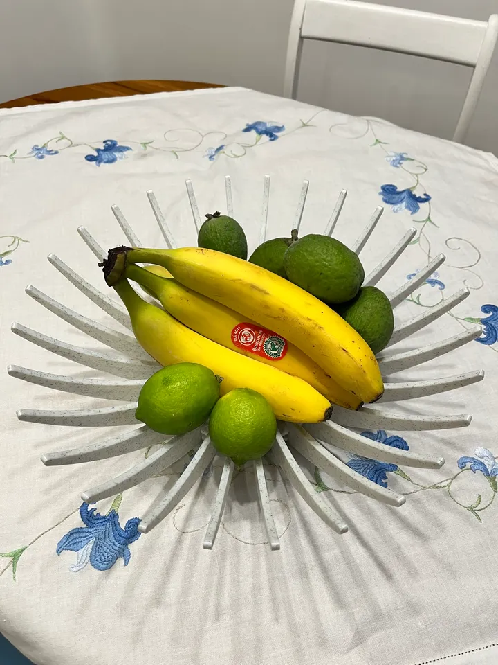 3D Printable Modern Fruit Bowl by Lazy Bear