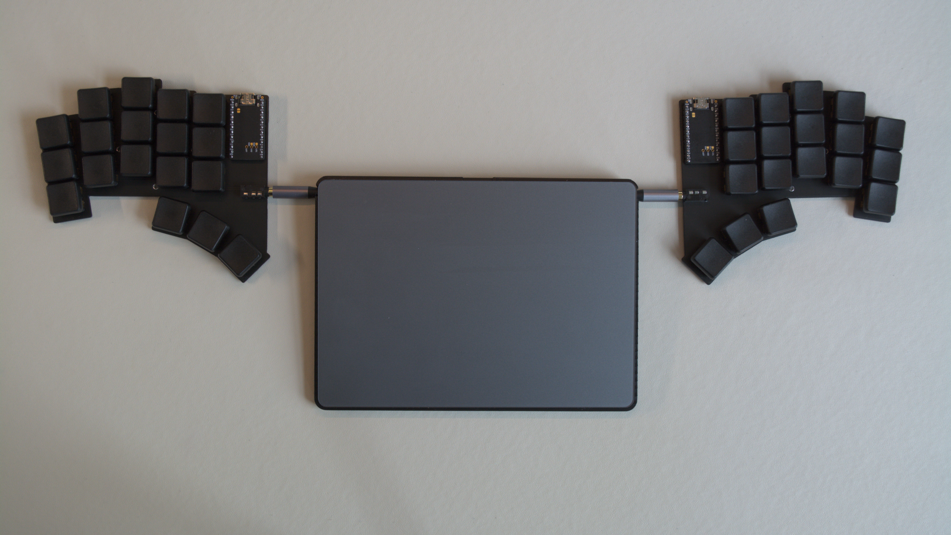 Magic Trackpad Battery Case
