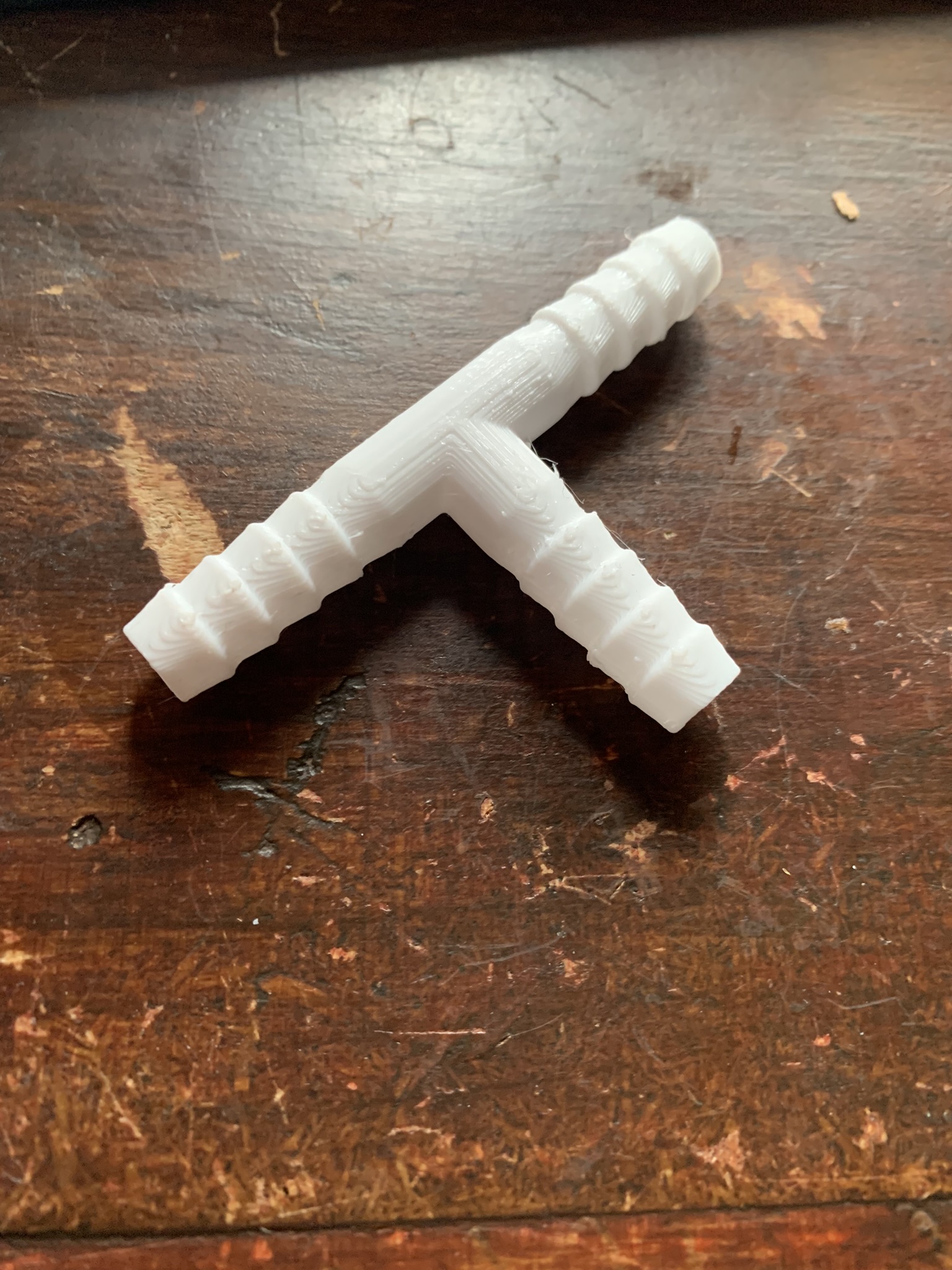 Hose 10mm T connector by Konrad Segelyn Download free STL model