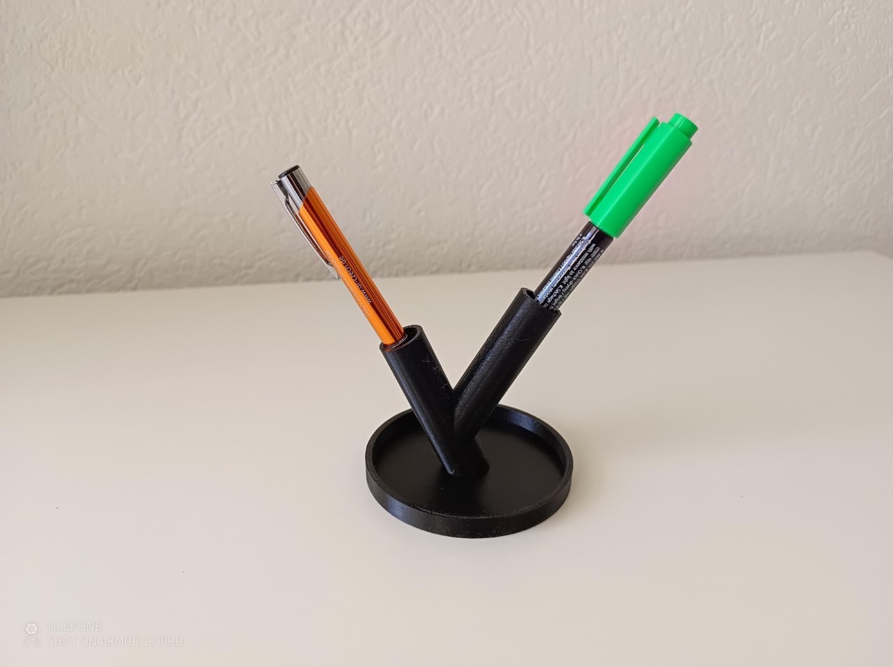Pen Holder