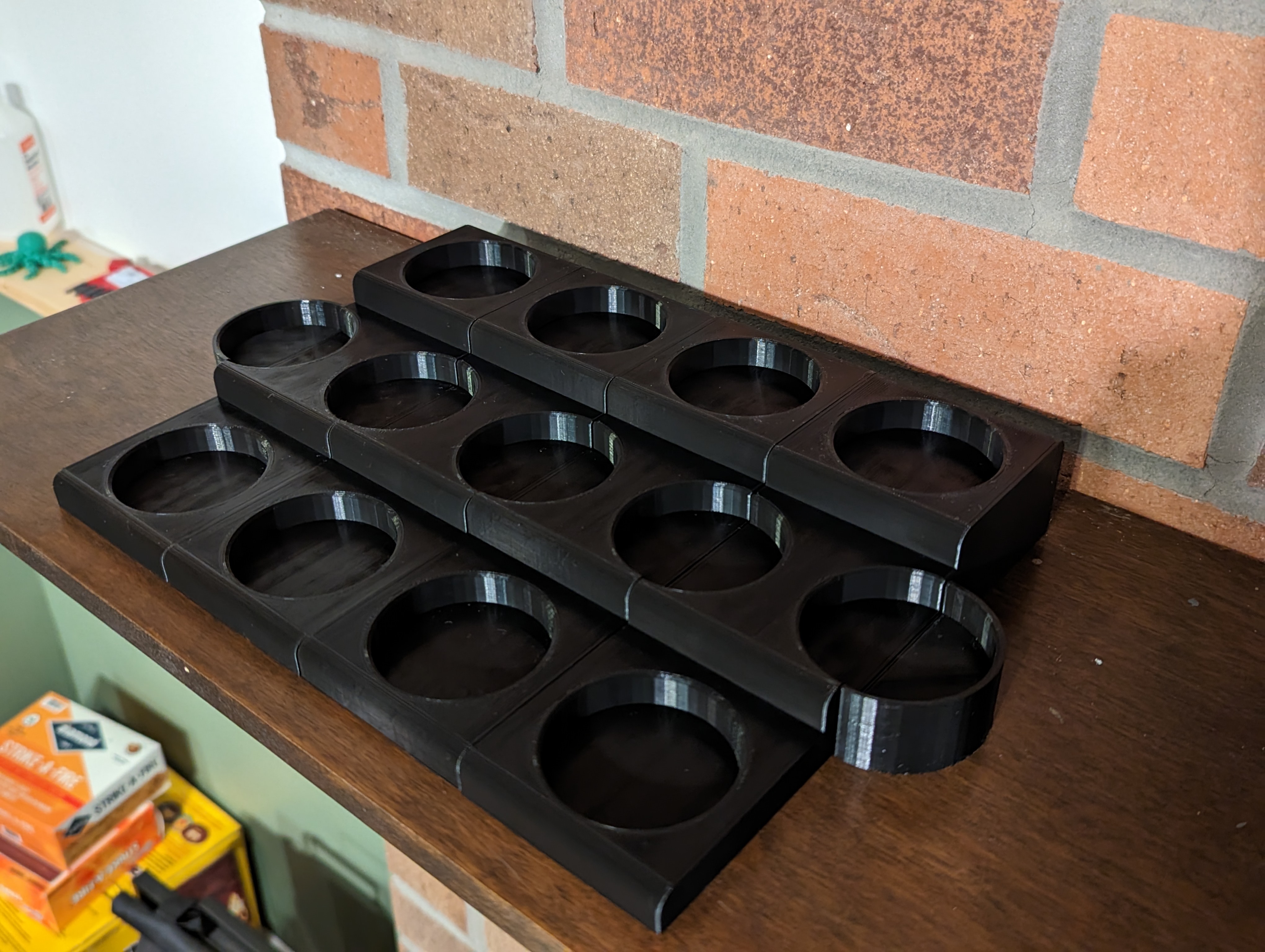Modular staggered Amiibo display stand by akmiller01 Download free
