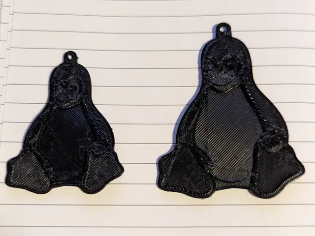 Linux Tux keychain