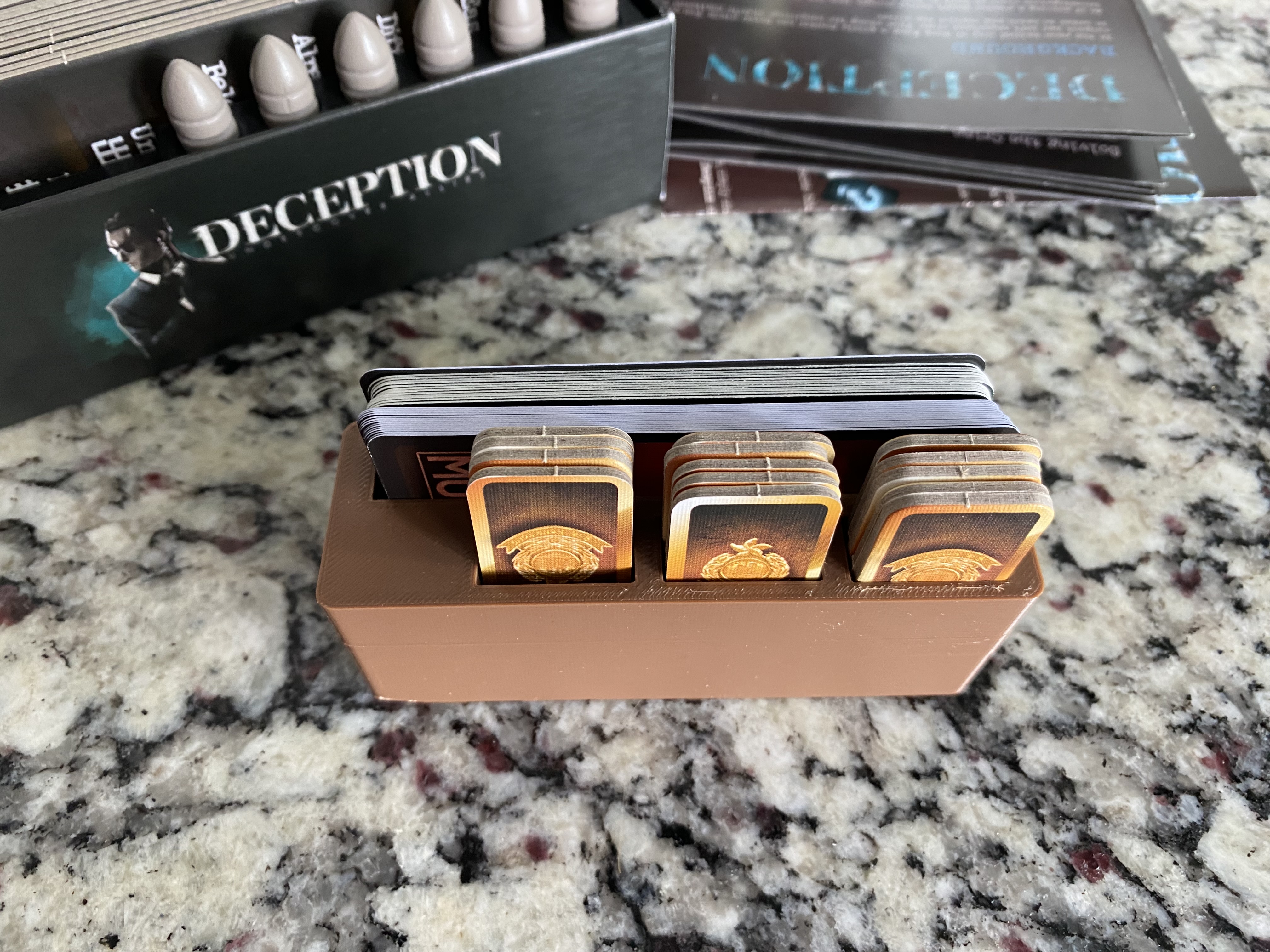 Miniatura 6 do modelo 3D Deception Compact Board Game Insert