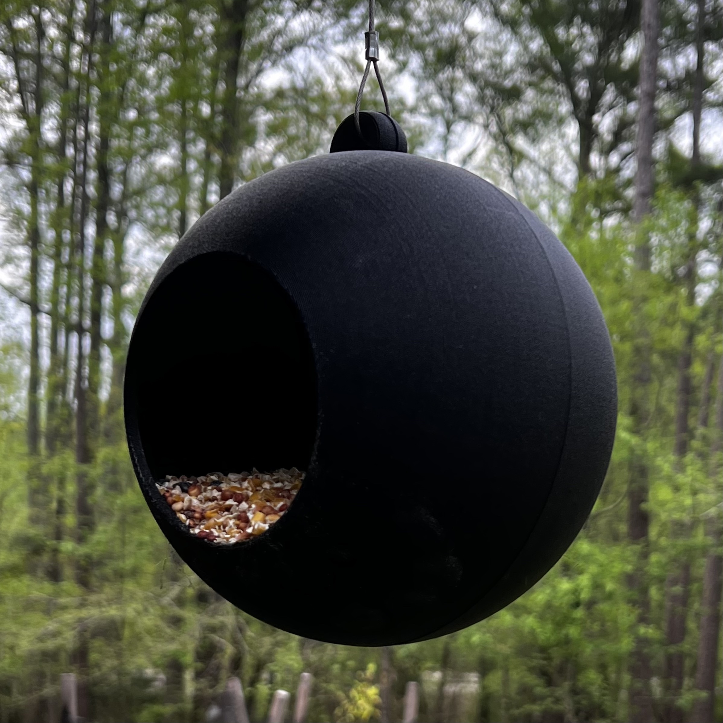 Simple Hanging Bird Feeder