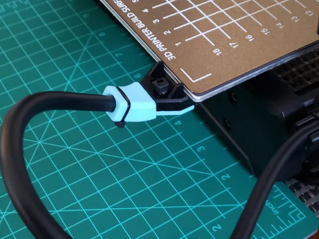 Raised Cable Strain Relief for SOVOL SV06 3d printer