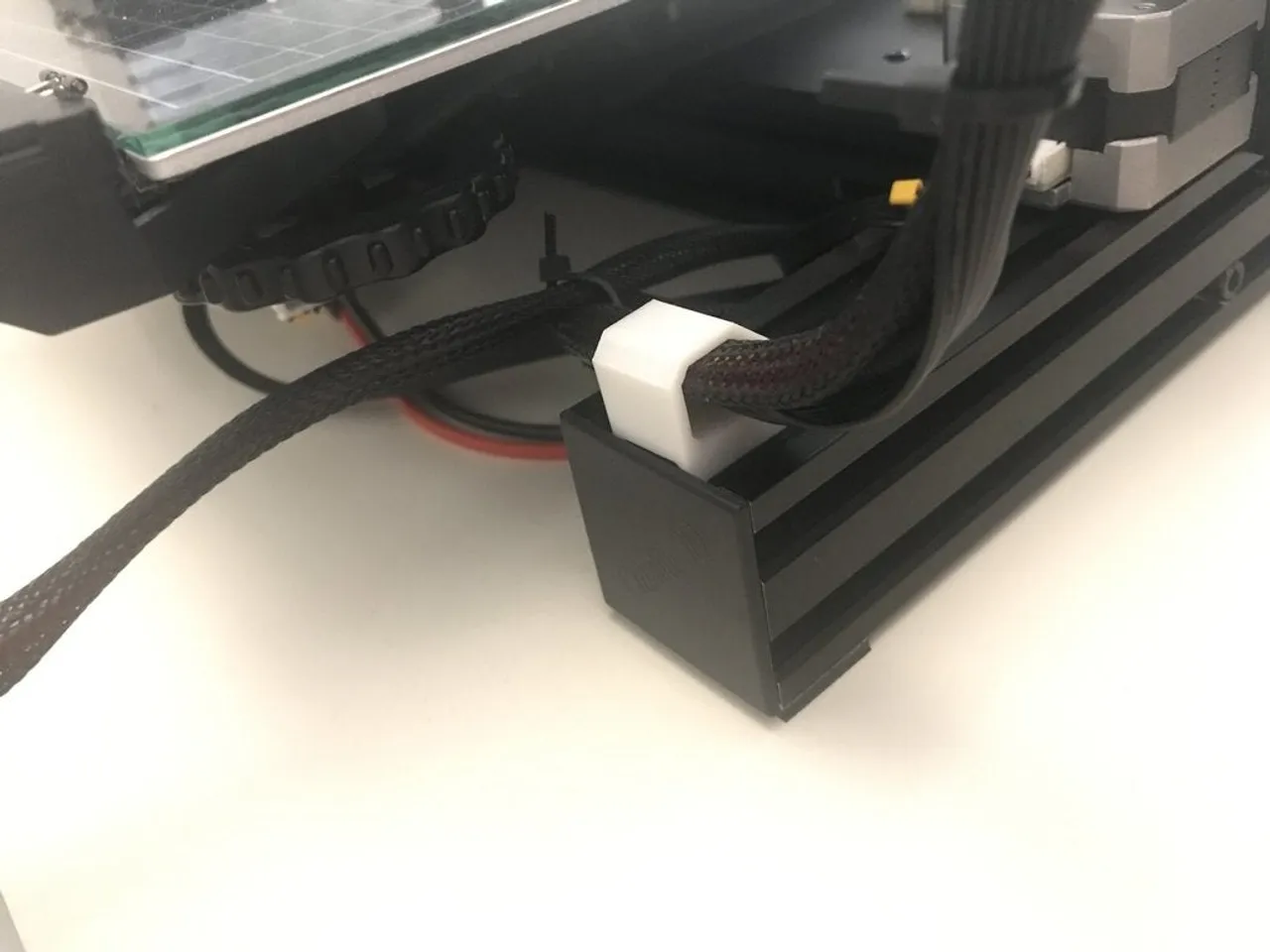 Grote waanidee prinses cursief Back (Extruder) Cable Clip (Ender 3) by timqui | Download free STL model |  Printables.com