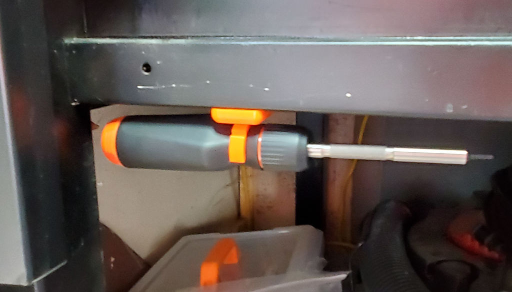 LTT Screwdriver Holder with Base by dereksrose Download free