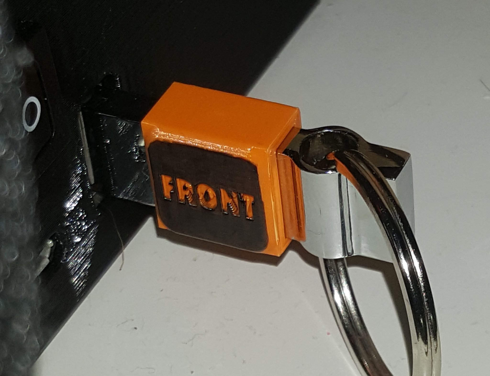 USB drive cover for orientation
