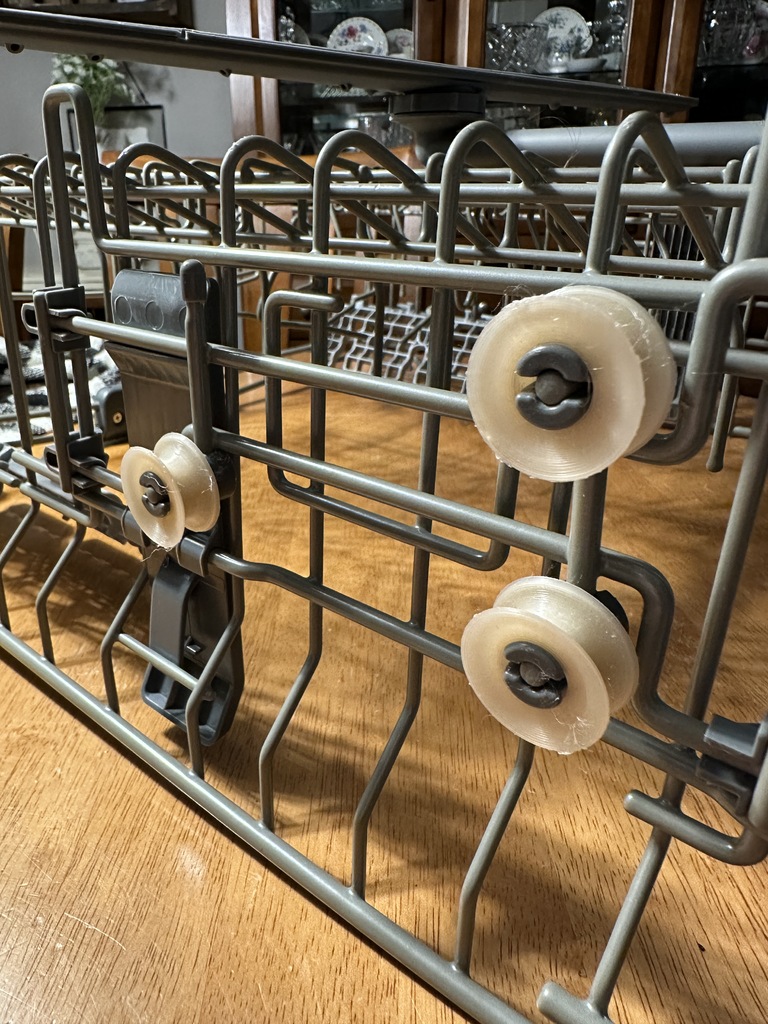 DISHWASHER UPPER RACK WHEEL ELECTROLUX FPHD2491KF0 (zero) by GregH Download free STL model