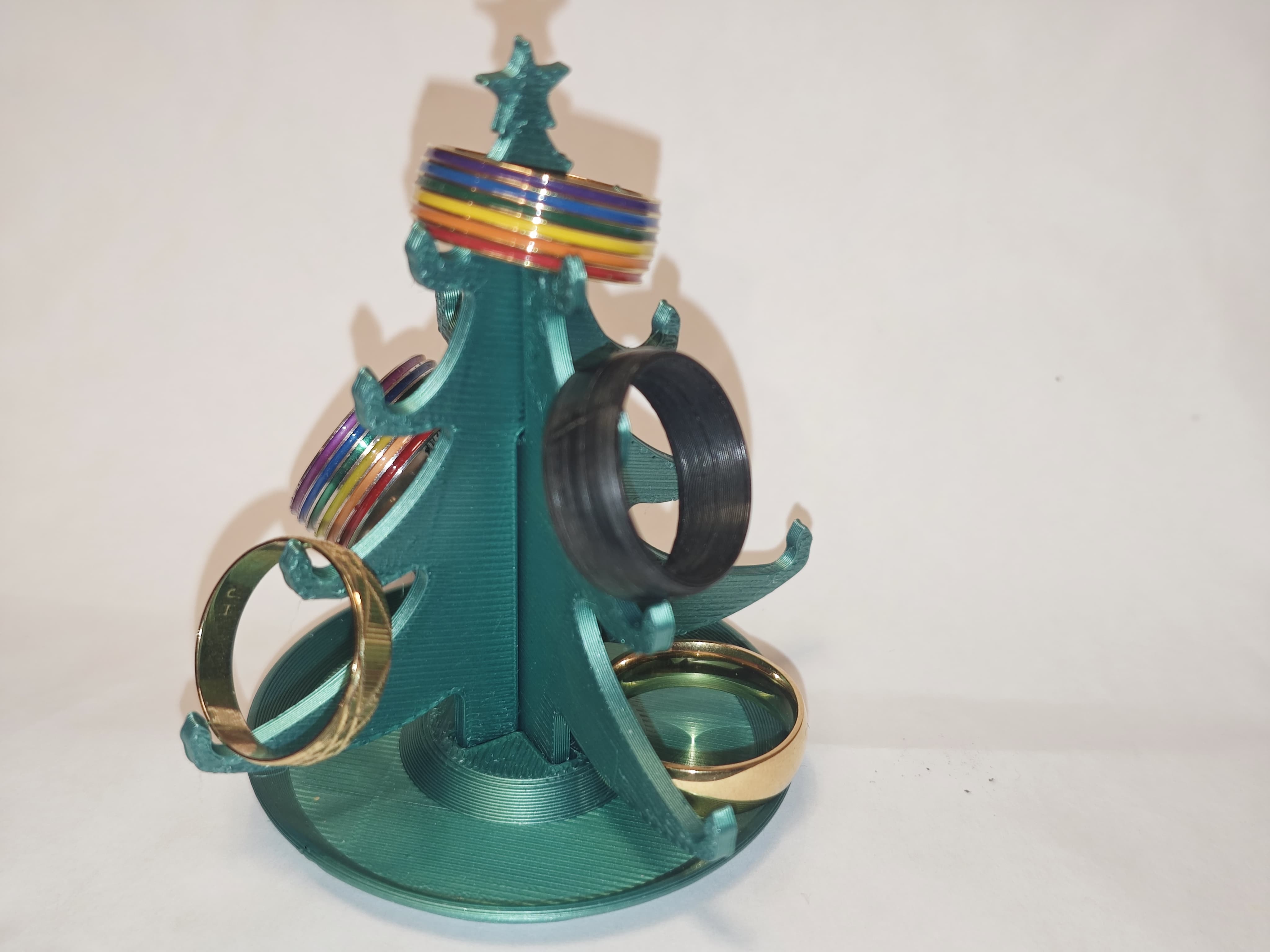 Everydays 041 – Christmas Tree Jewelry Holder