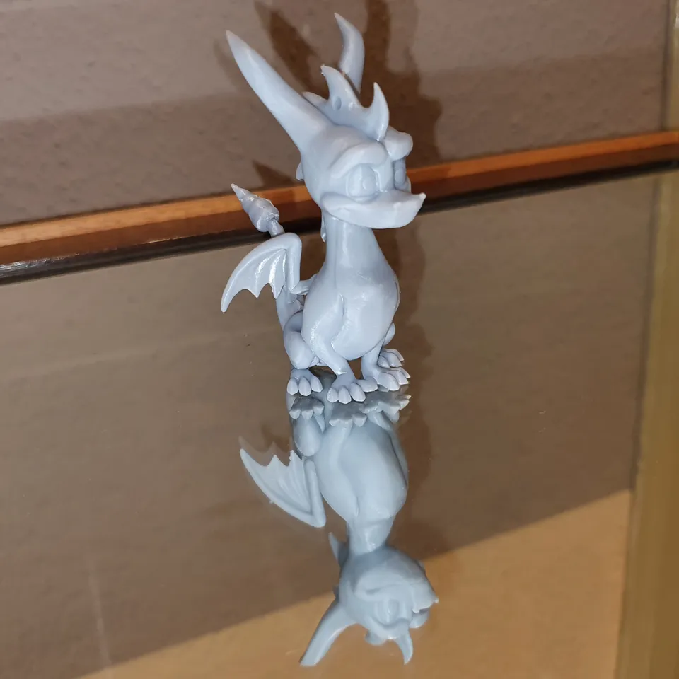 Spyro the Dragon sitting waiting pose (+Keychain version) by