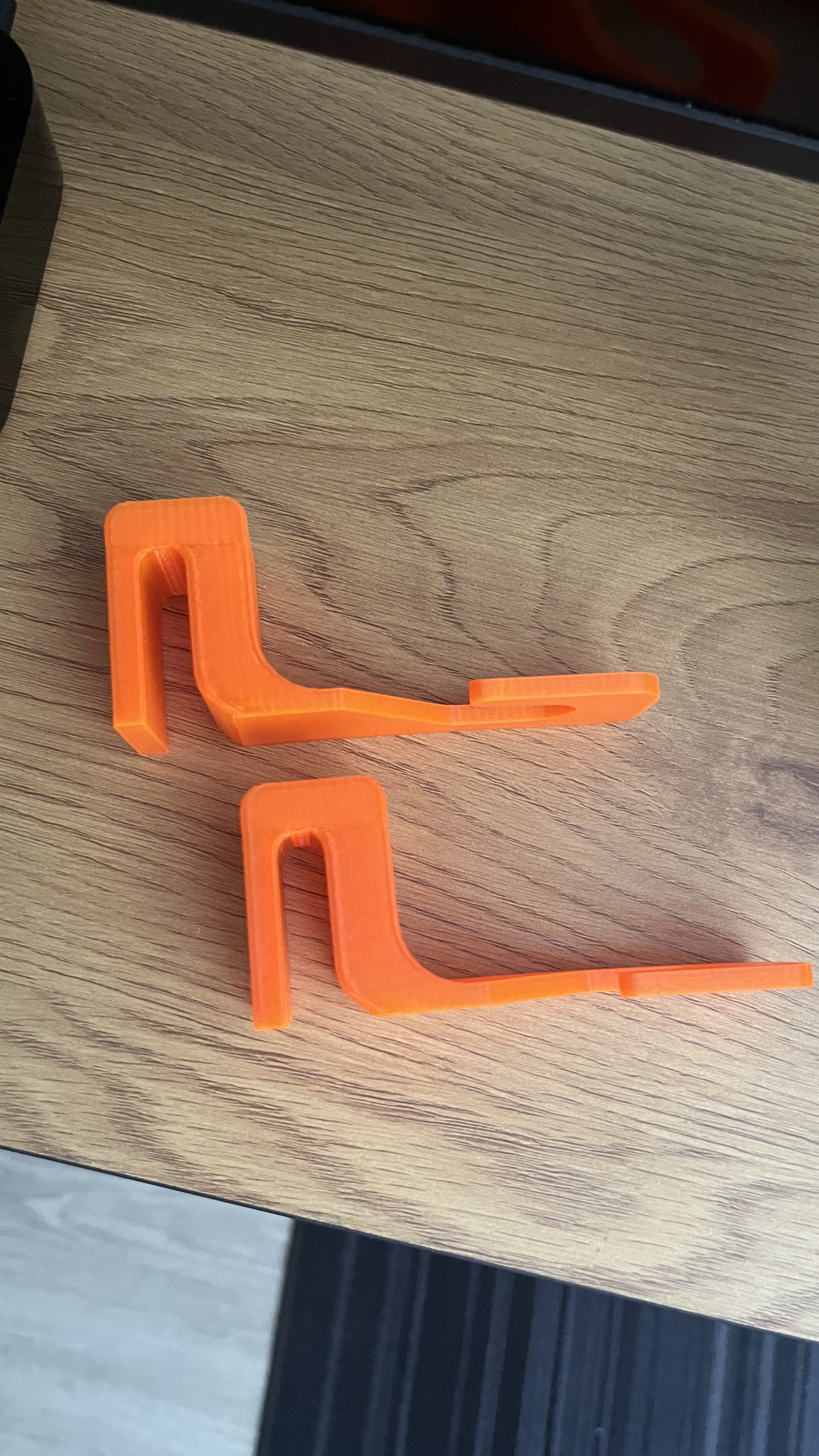 Miniatura 2 do modelo 3D Car headrest hook