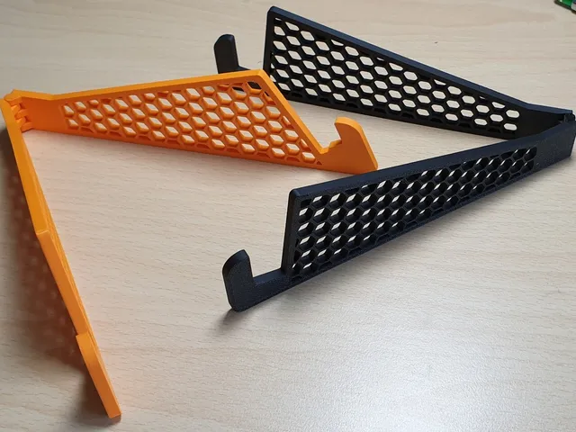 Foldable Simple Tablet Stand (parametric)