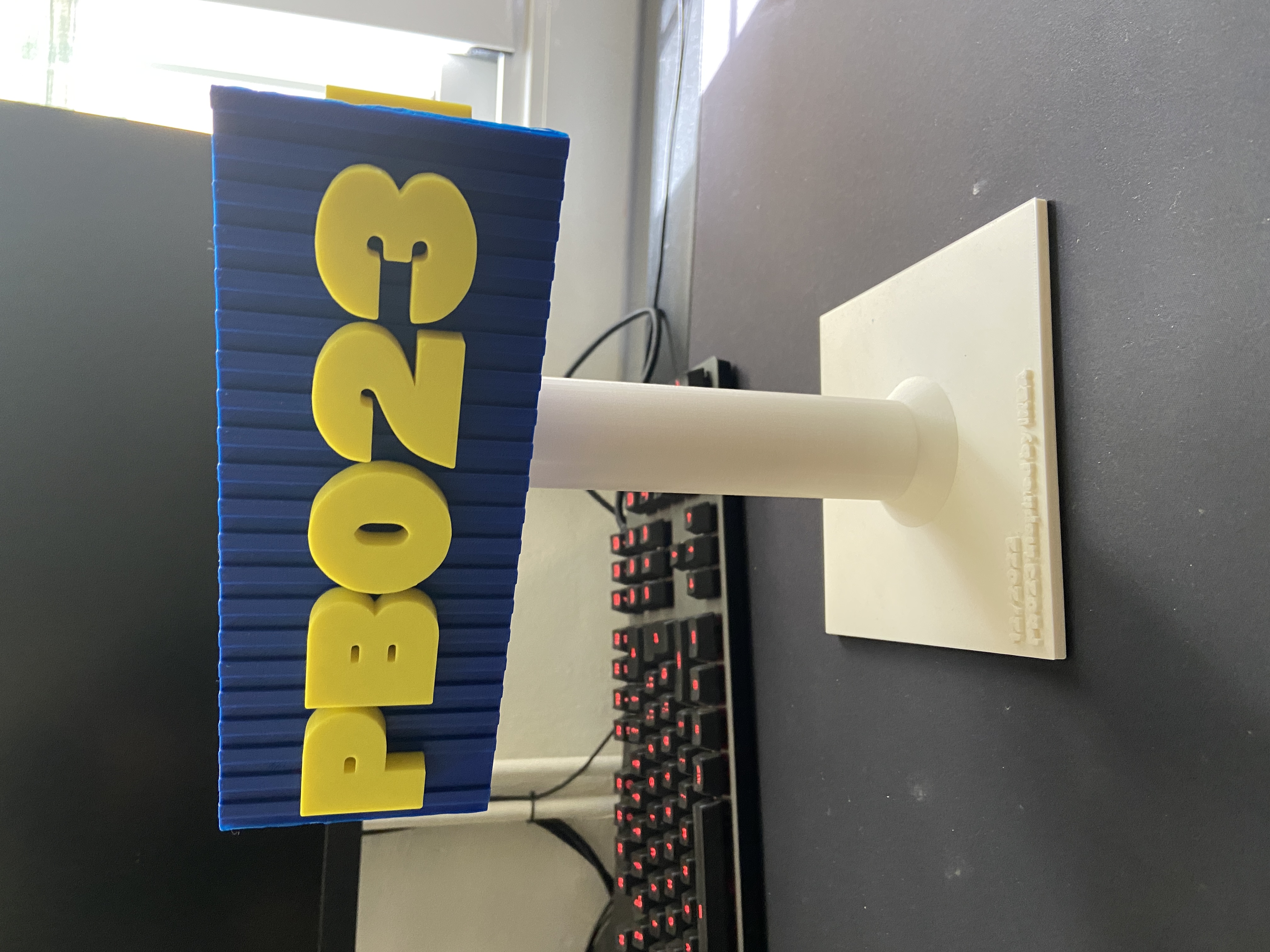 Editable rotary magnetic sign inspired by IKEA - 26cm height