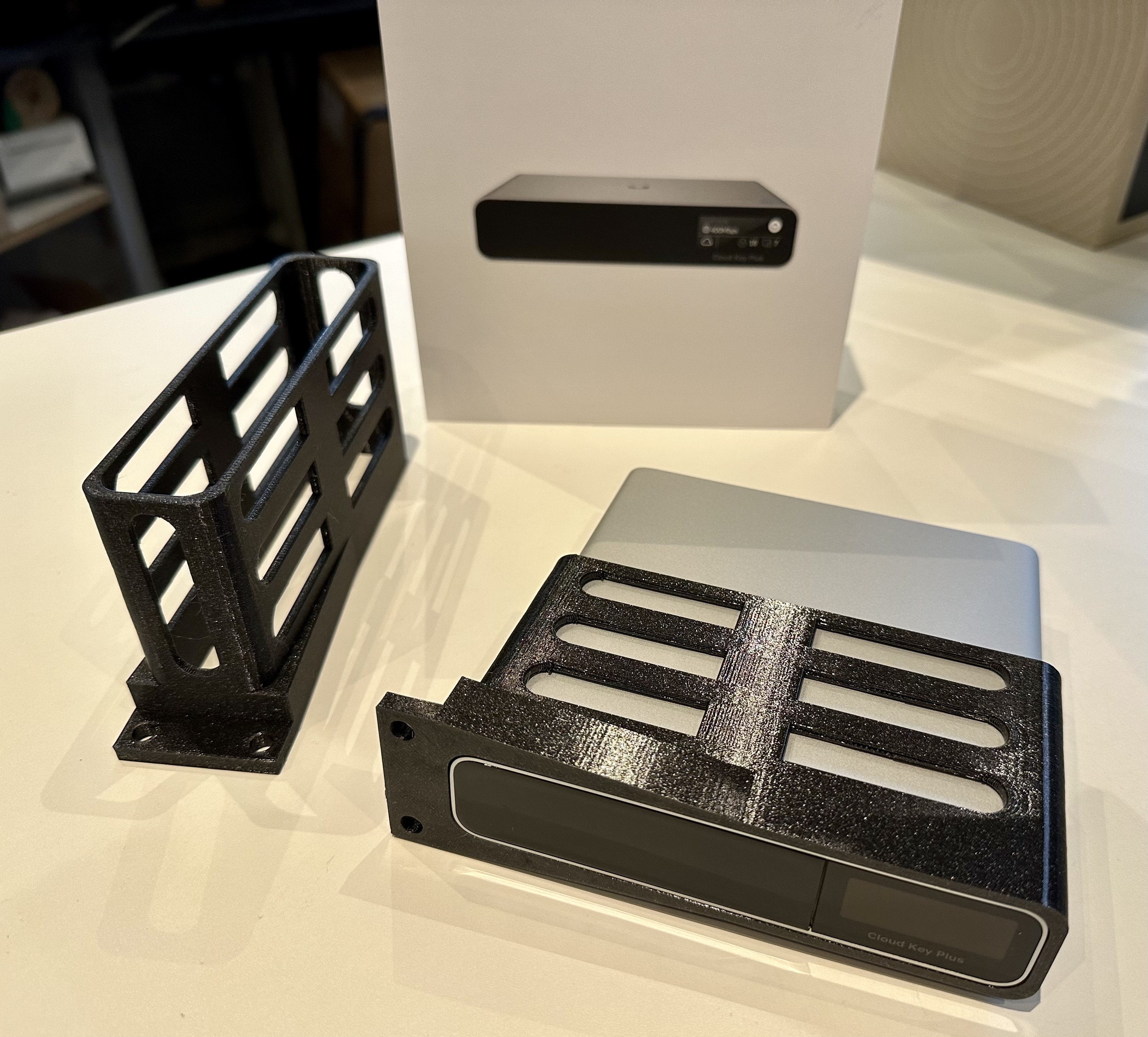 Ubiquiti Cloud Key Gen 2 Rack Mount (supportless)