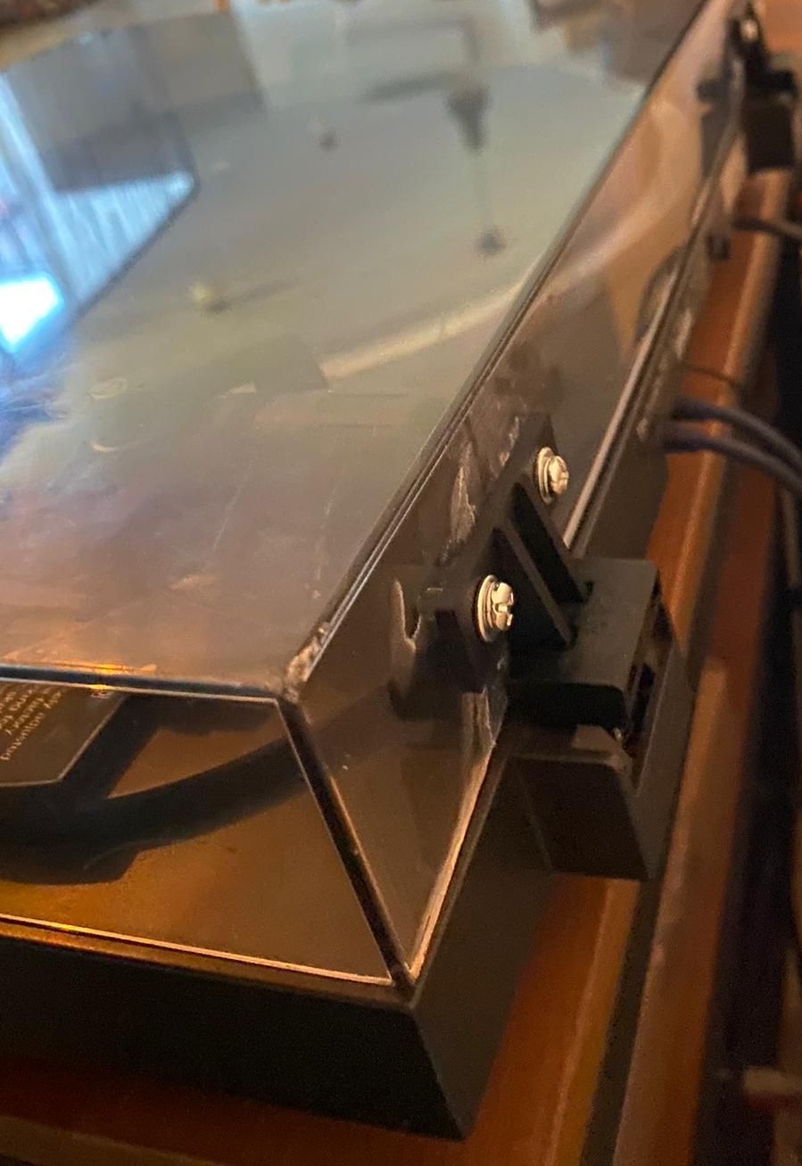 Technics turntable cover hinge by Fux Download free STL model