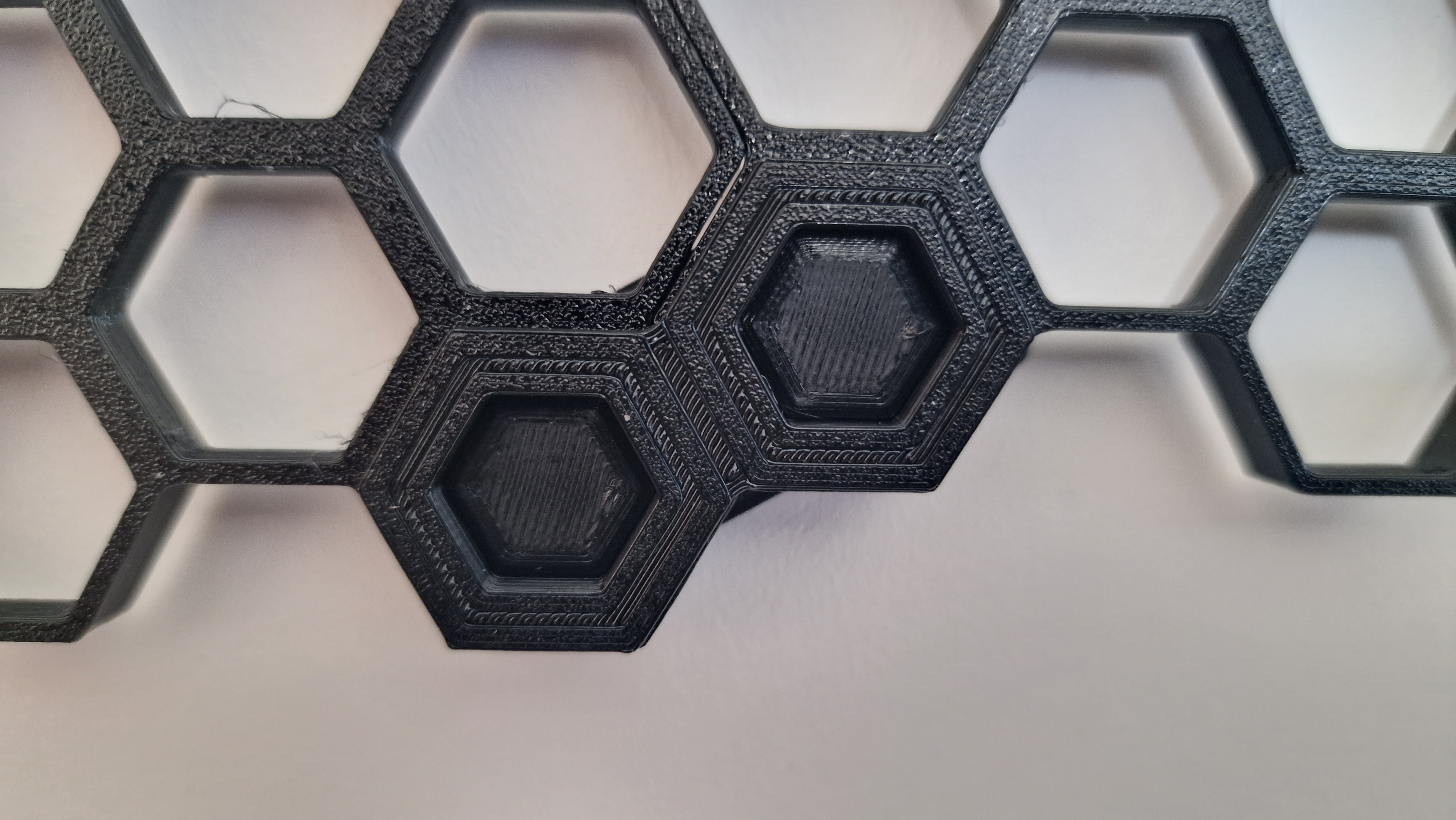 Honeycomb Storage Wall Airbrush Holder / Mount by skarfacegc, Download  free STL model