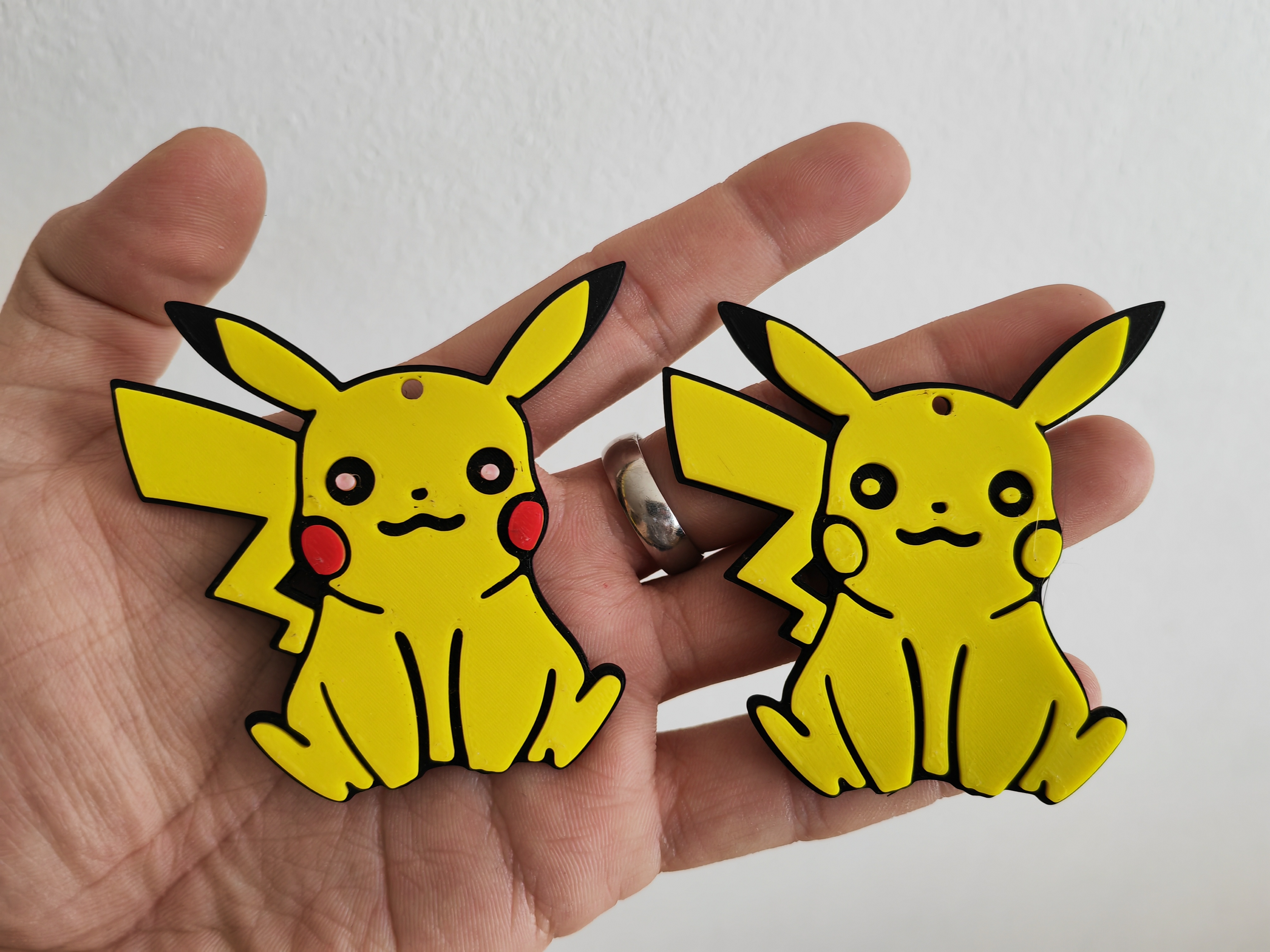 Pikachu 2 or 4 colours keychain