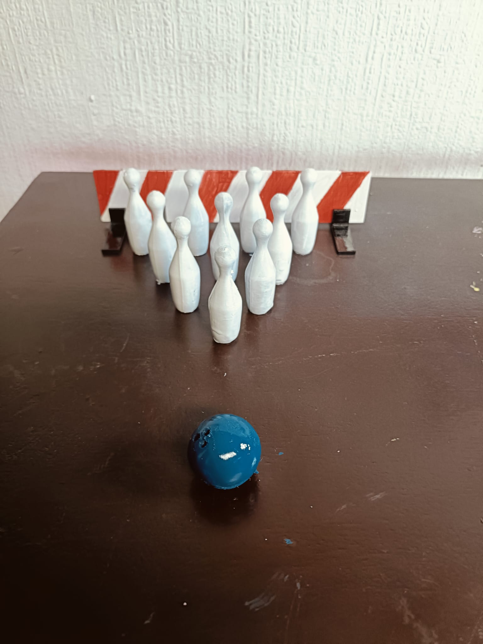 JUEGO ANTIESTRES "MINI BOLERA"