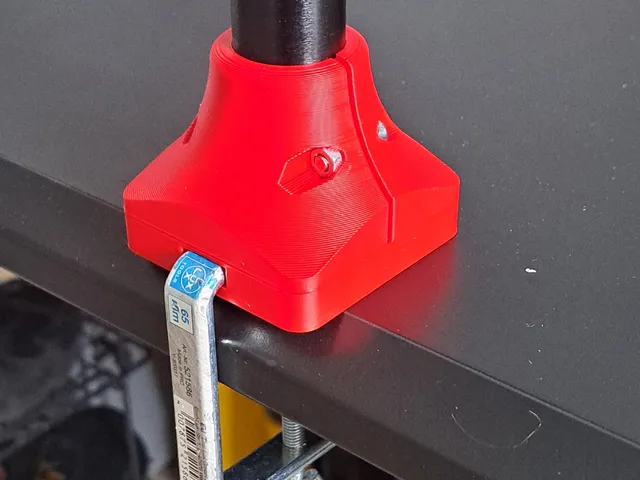 Pipe clamp base