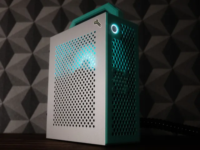 A09 Mini-ITX Case front panel and handle.