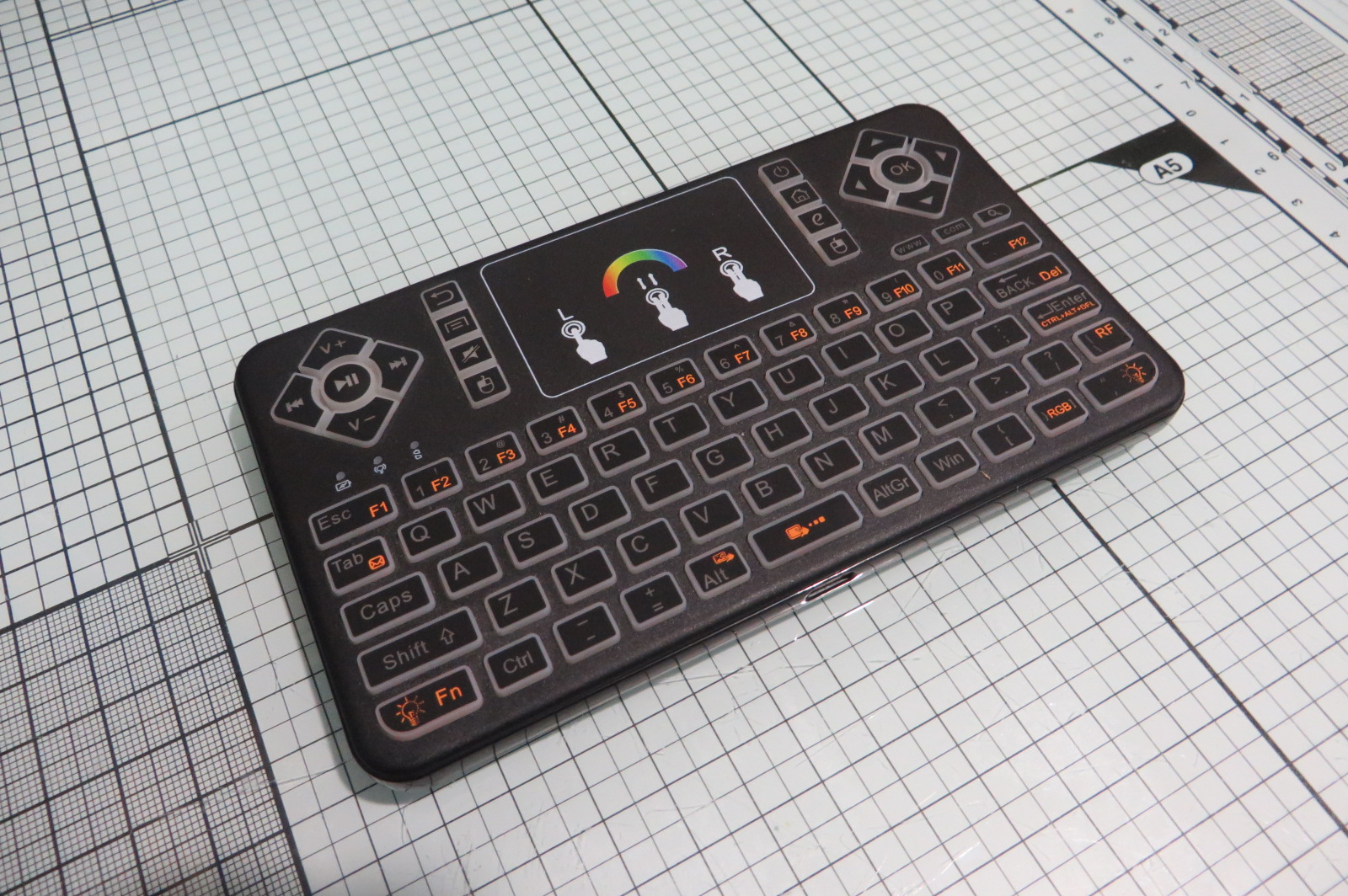Mini Wireless Keyboard/Mouse Case