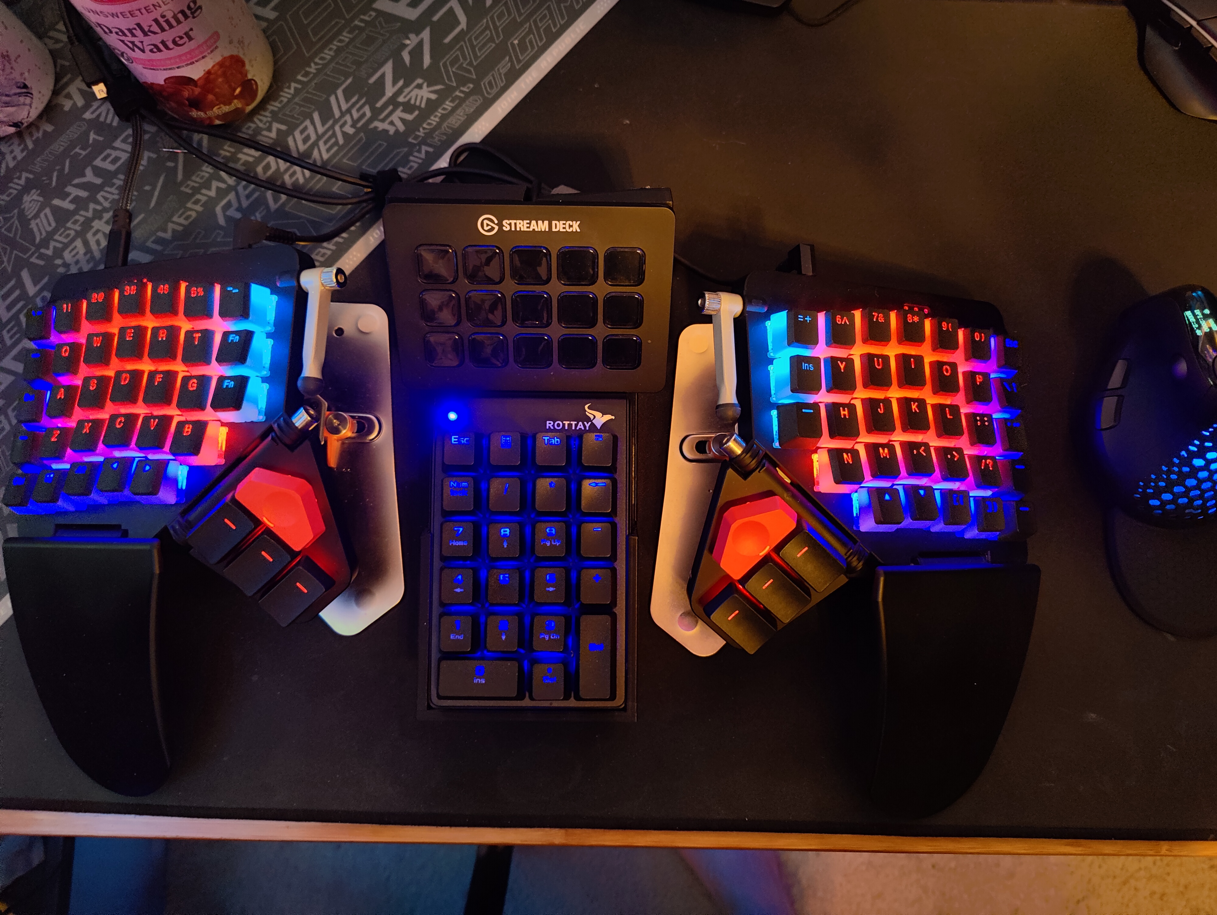 Stream Deck and Rottay numpad stand