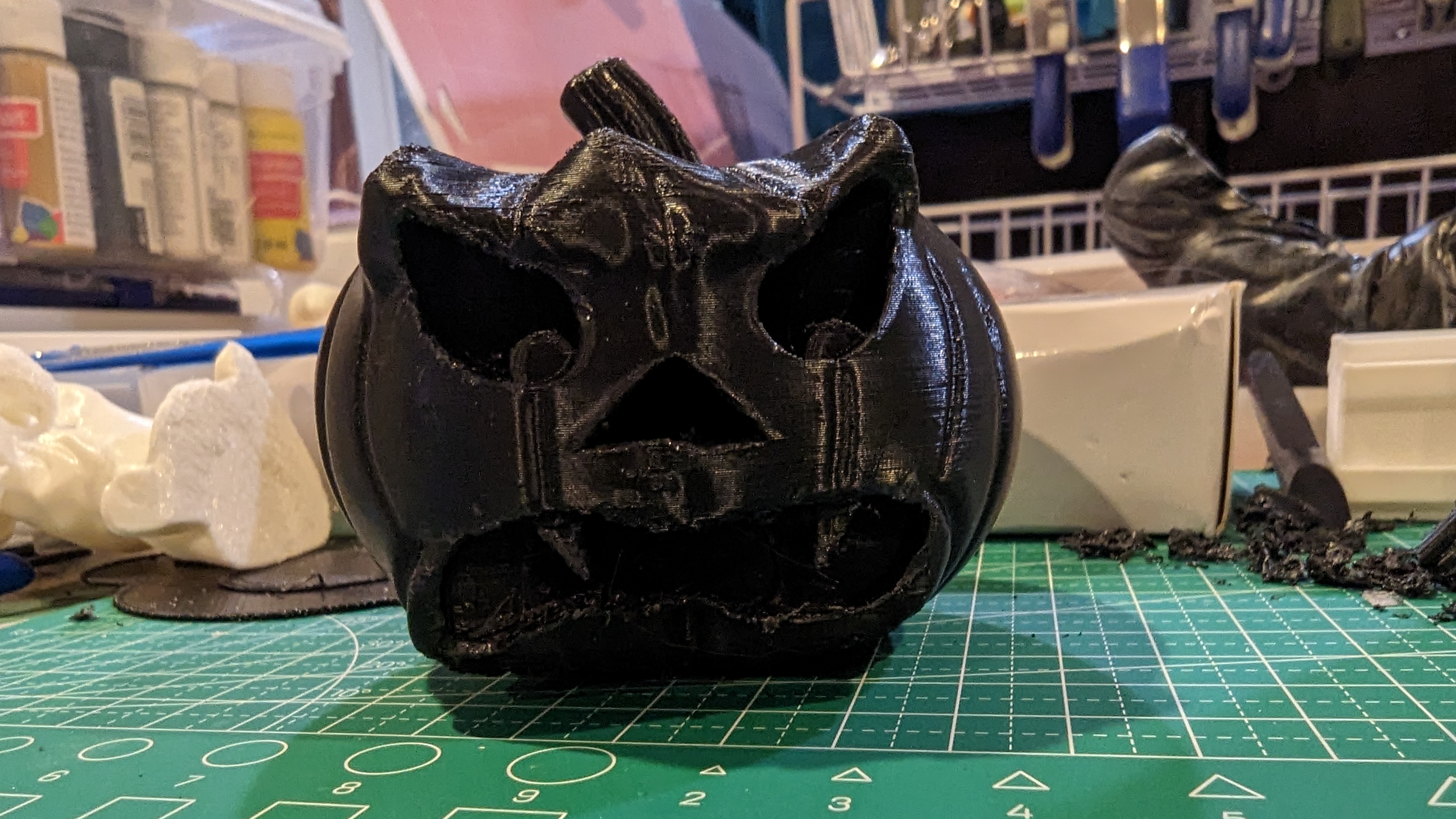 Angry jack-o-lantern pumpkin