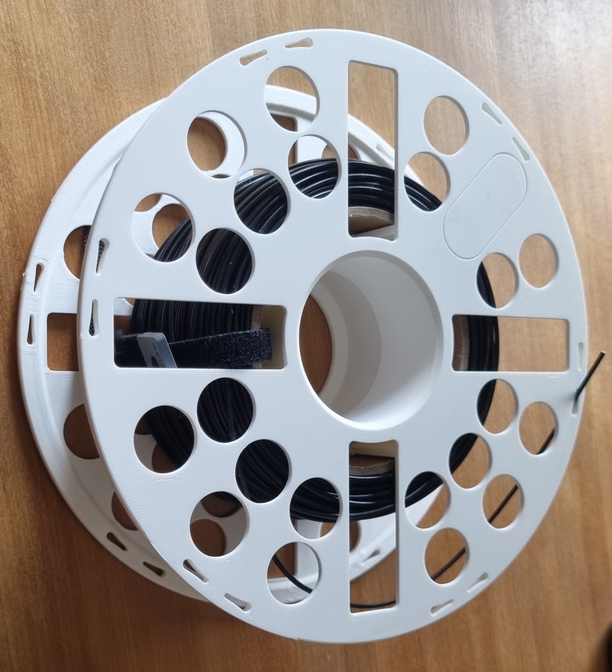 BL_reuseable_spool_velcro