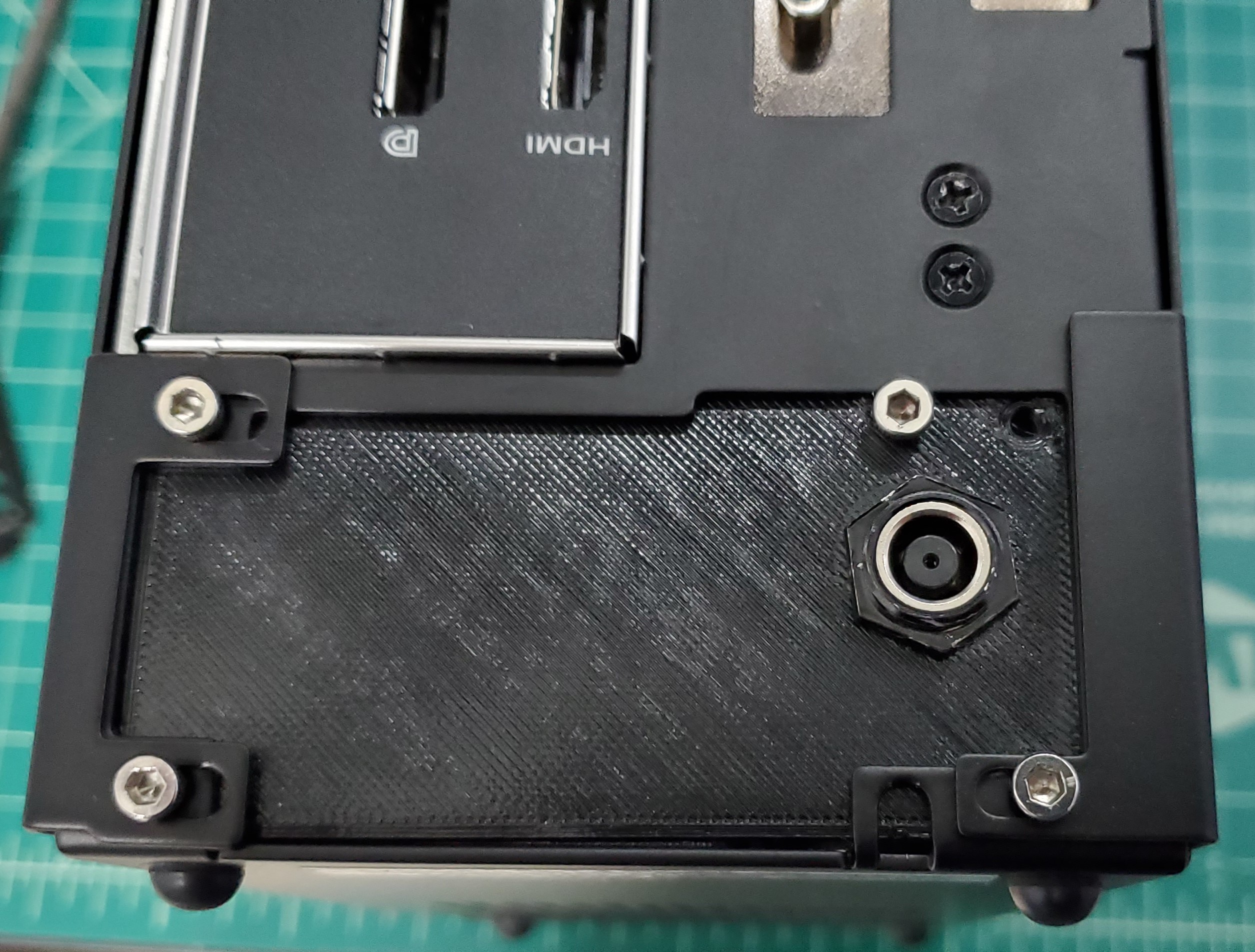 VELKASE Velka 3 HDPlex400 Cover