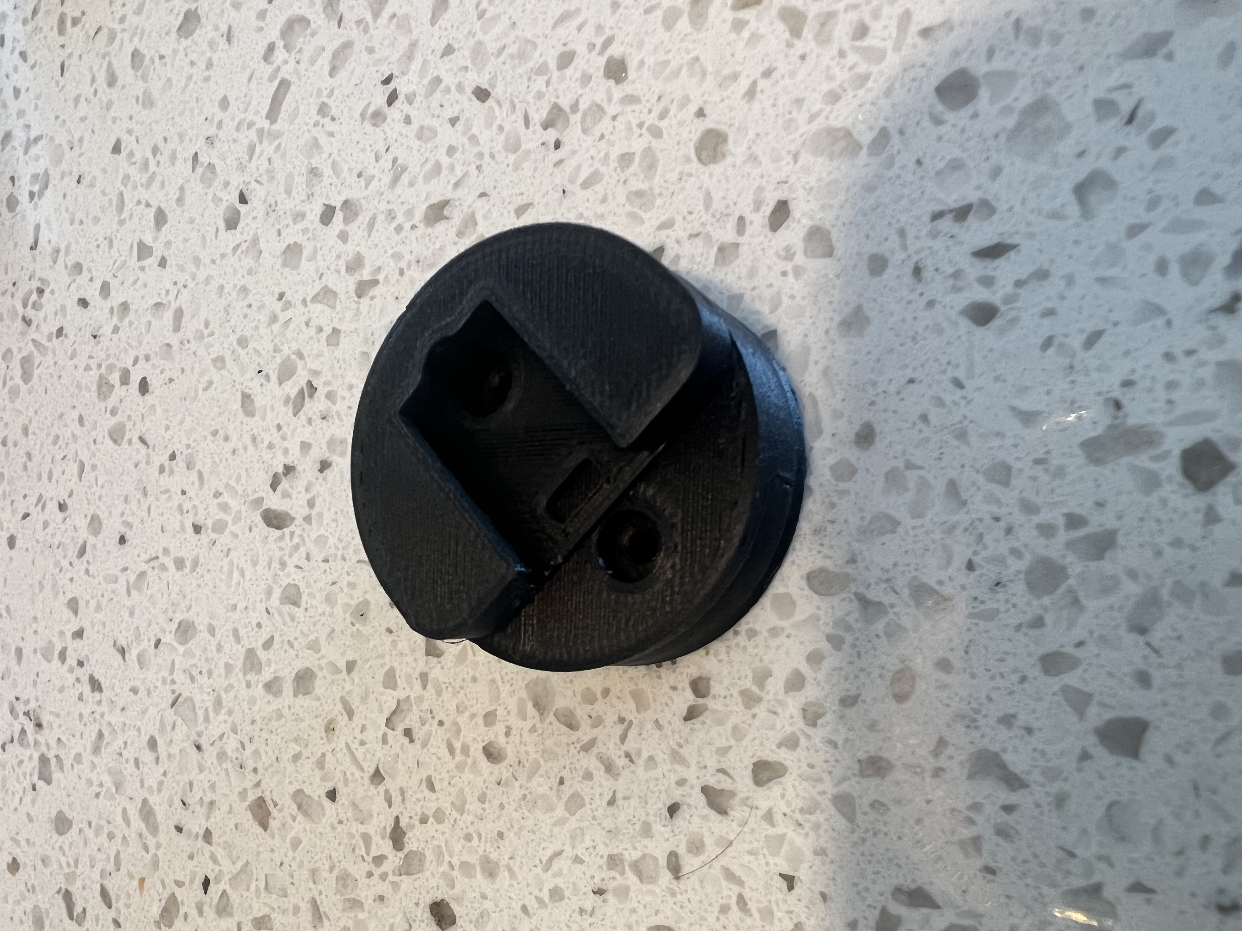 Garmin Varia rear seat Blendr adapter