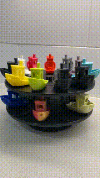 Miniatura 2 do modelo 3D Benchy Upcycled Spool Display Carousel