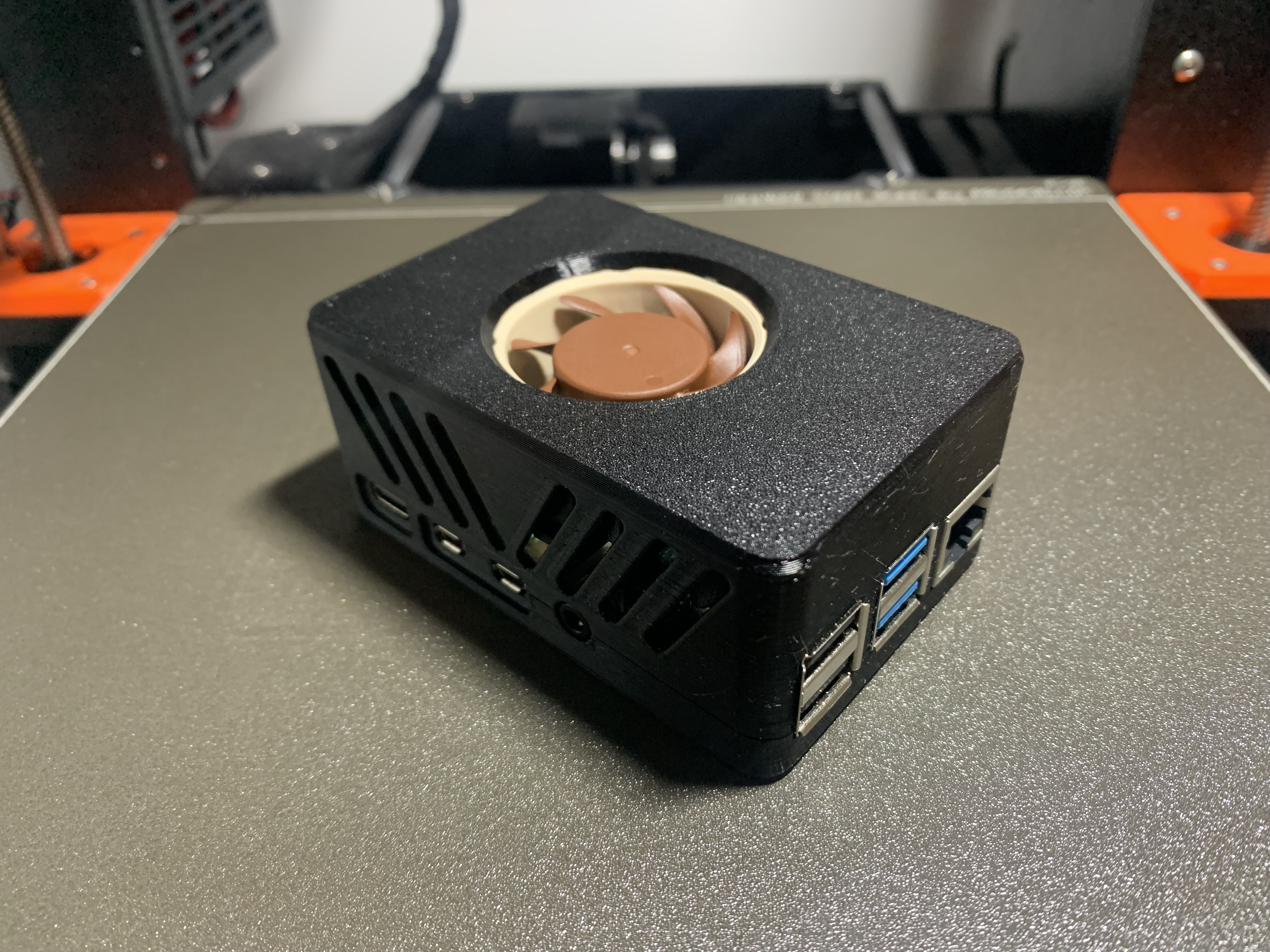 Raspberry Pi 4 case for 40mm x 20mm fan