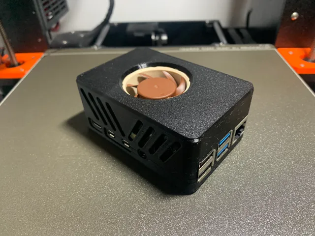 Raspberry Pi 4 case for 40mm x 20mm fan