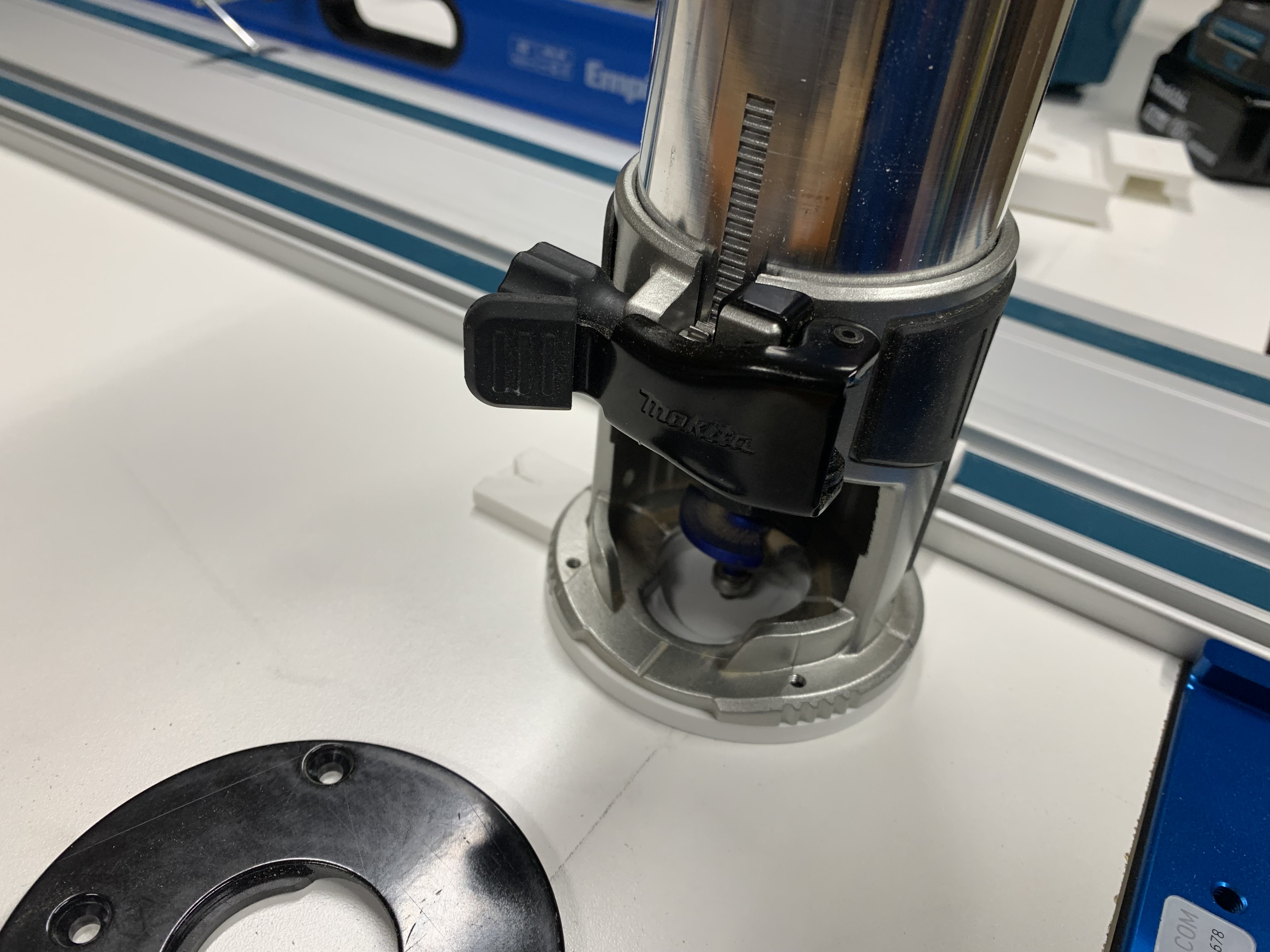 Tracksaw Guide plate/adapter for Makita Trim Router by JohnMartin