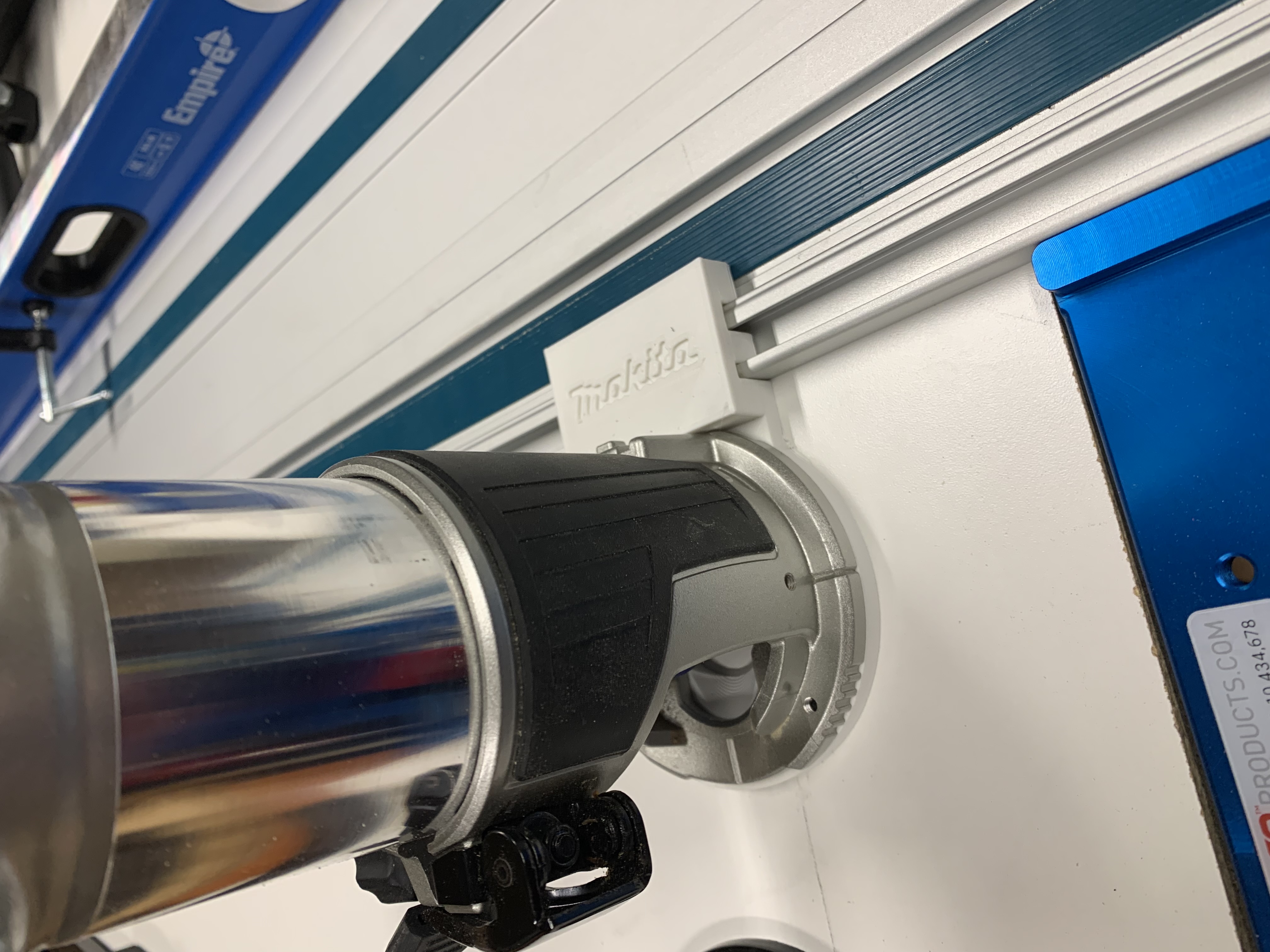 Tracksaw Guide plate/adapter for Makita Trim Router by JohnMartin