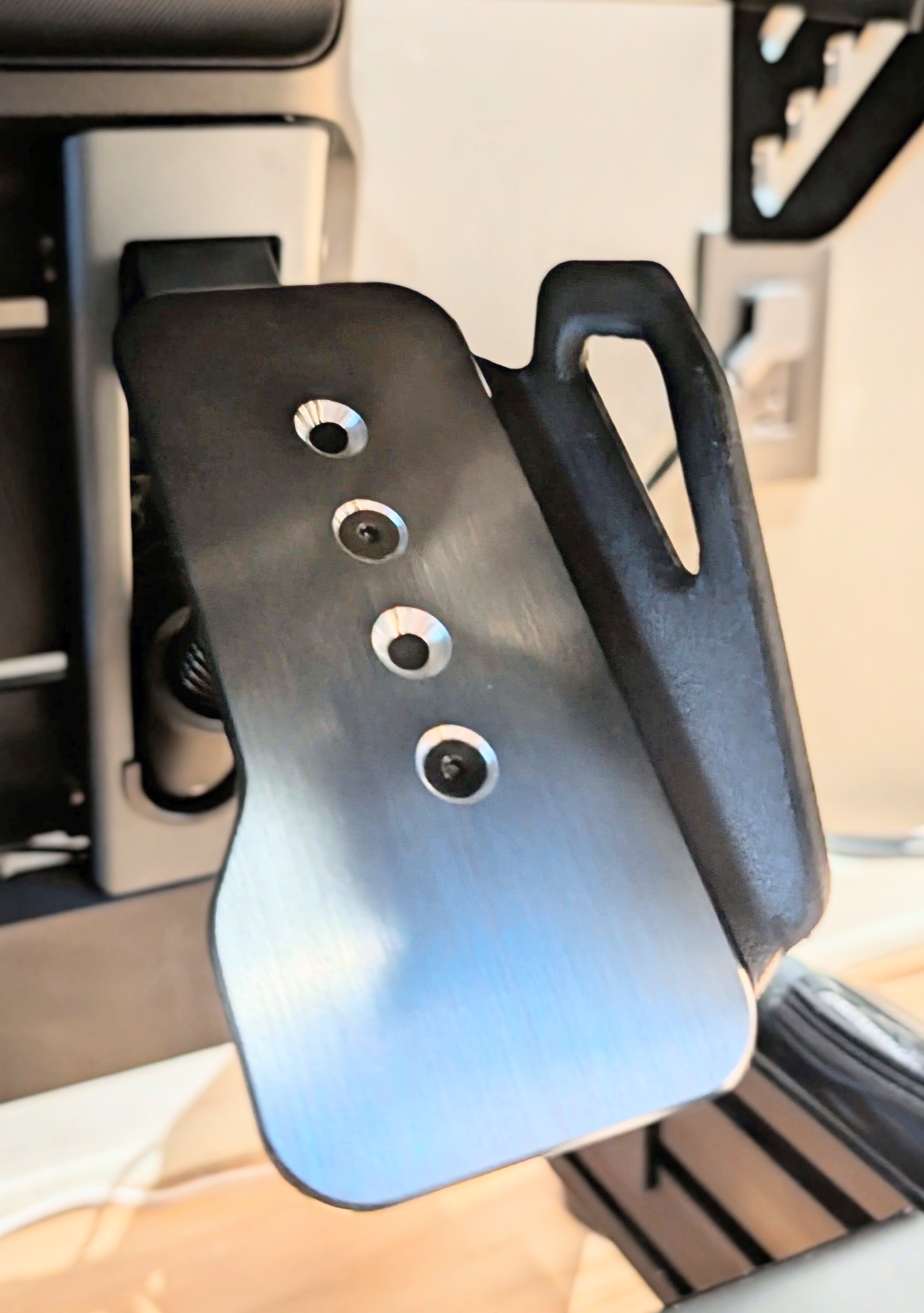 Logitech Gas Pedal Pro plate