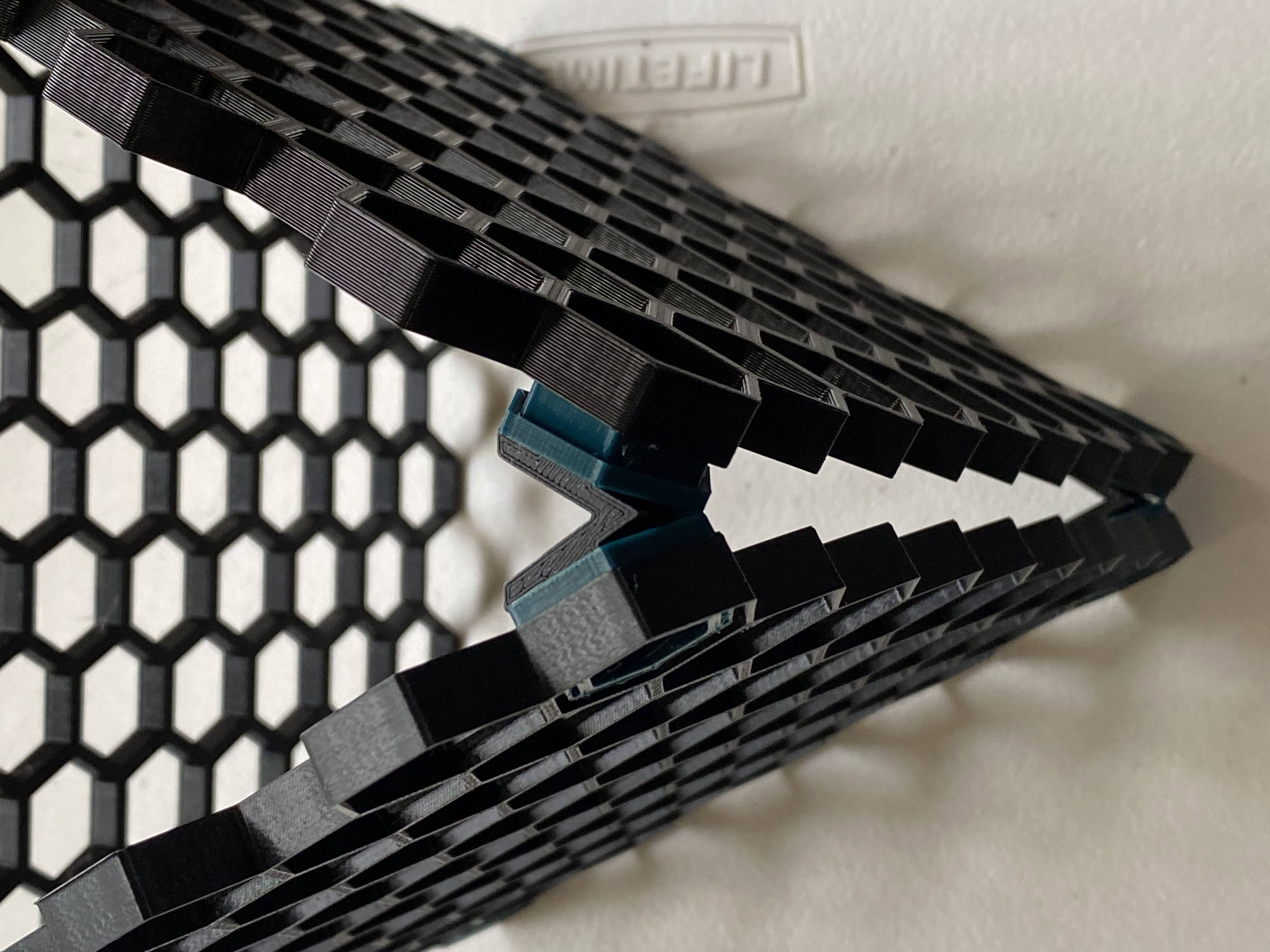 Honeycomb Wall Tri-Corner
